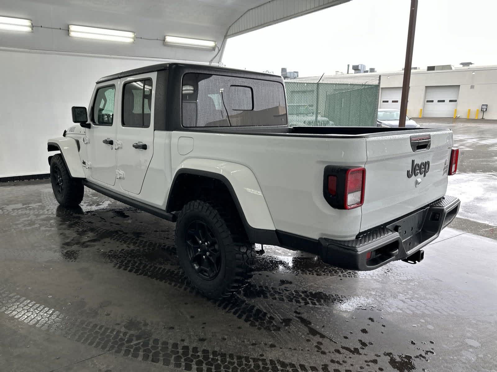 2021 Jeep Gladiator Willys 4x4 7