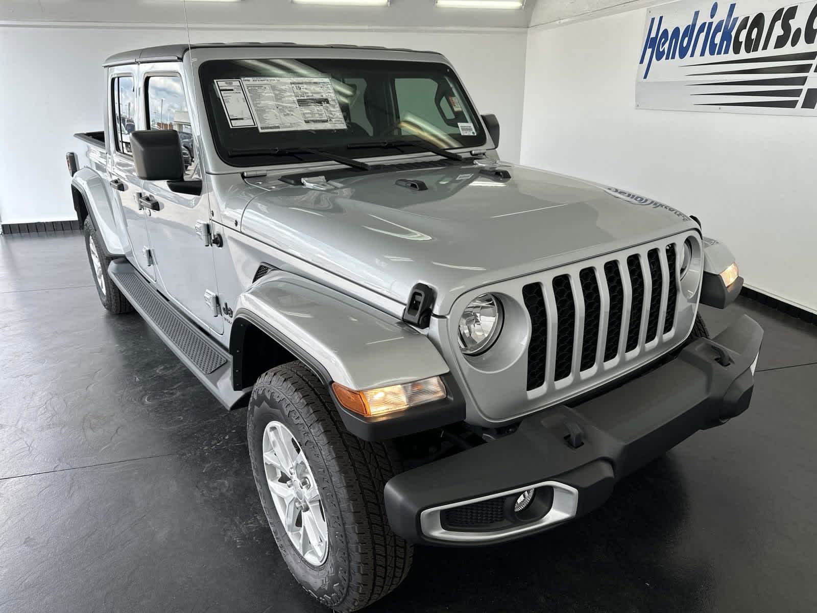 2023 Jeep Gladiator Sport S 4x4 3