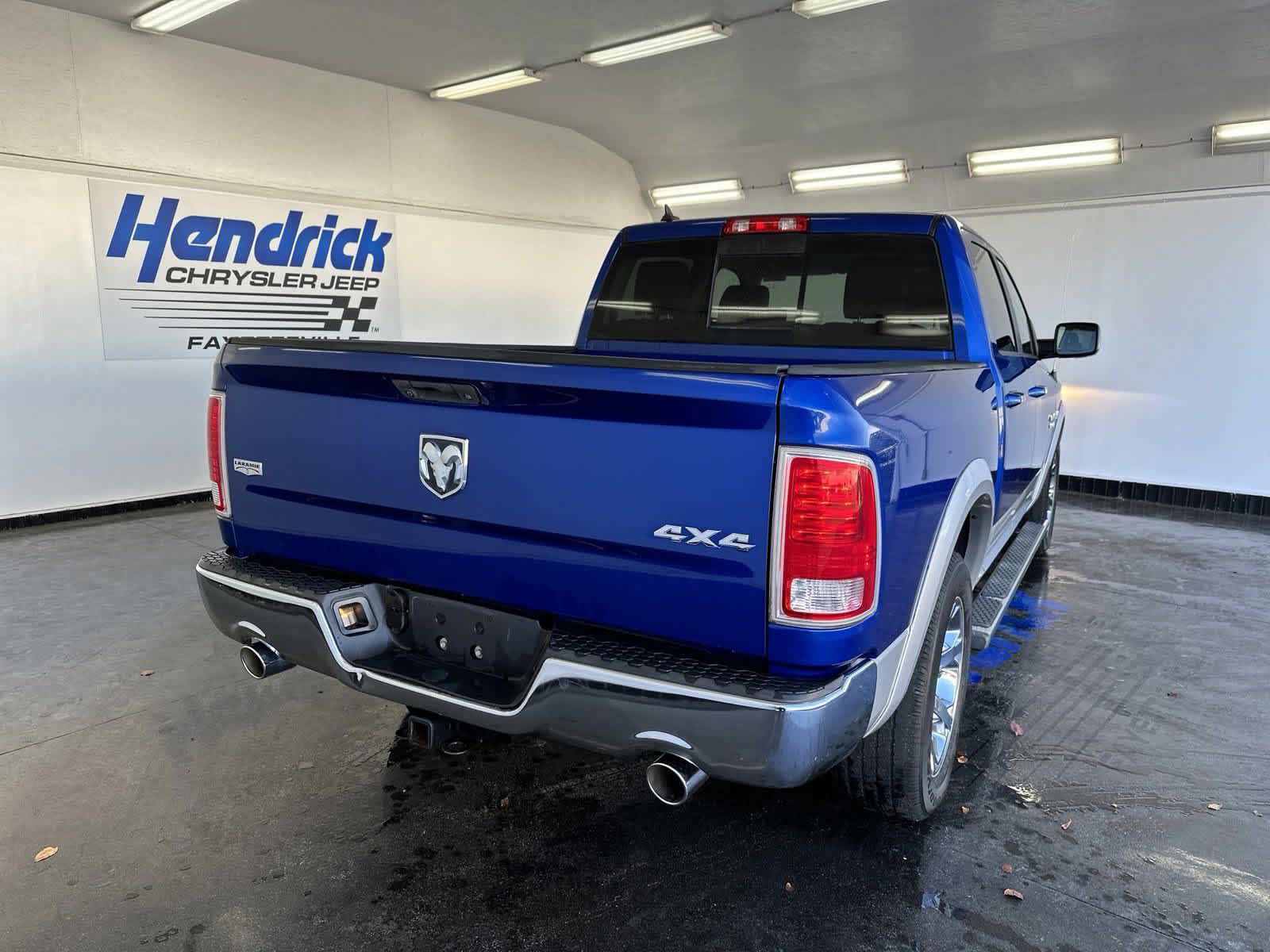 2015 Ram 1500 Laramie 4WD Crew Cab 140.5 8