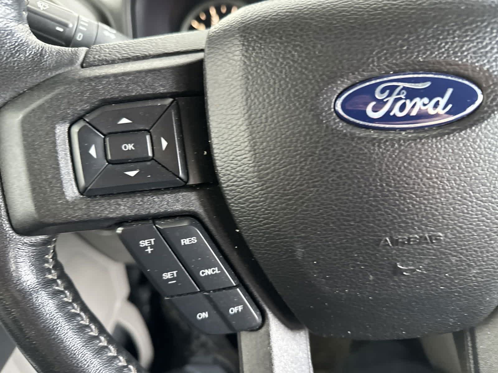 2017 Ford F-150 XLT 4WD SuperCrew 5.5 Box 17