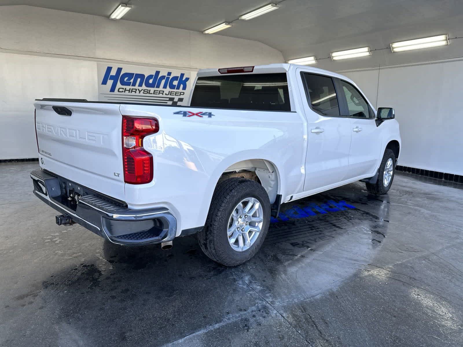 2022 Chevrolet Silverado 1500 LT 4WD Crew Cab 147 10