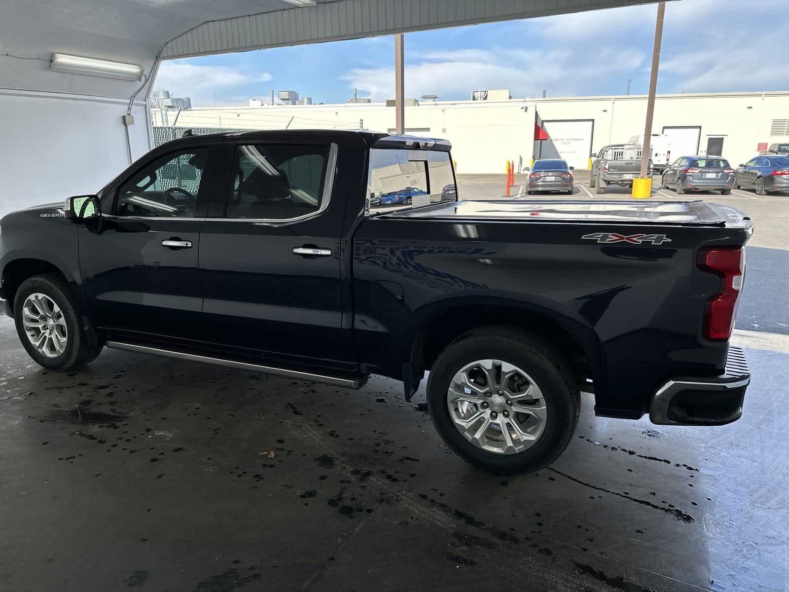 2023 Chevrolet Silverado 1500 LTZ 4WD Crew Cab 147 6