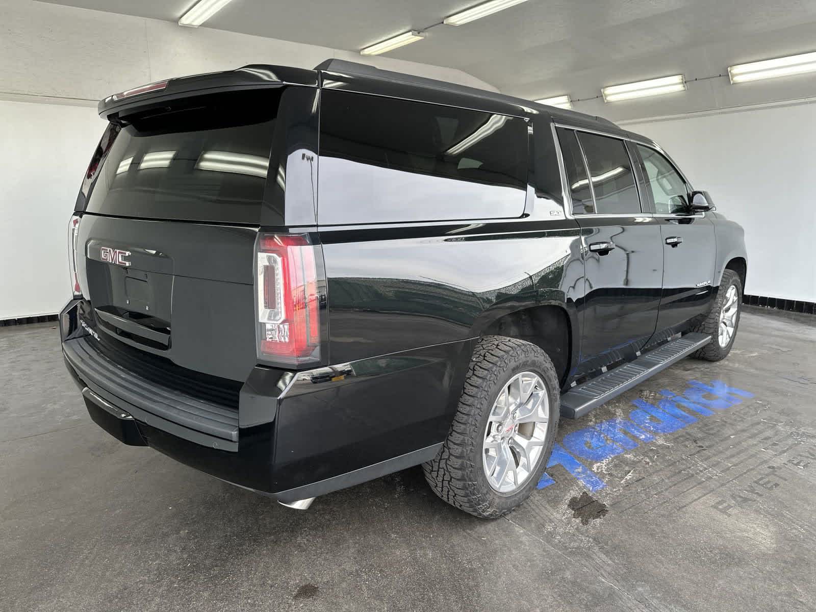 2020 GMC Yukon XL SLT 9