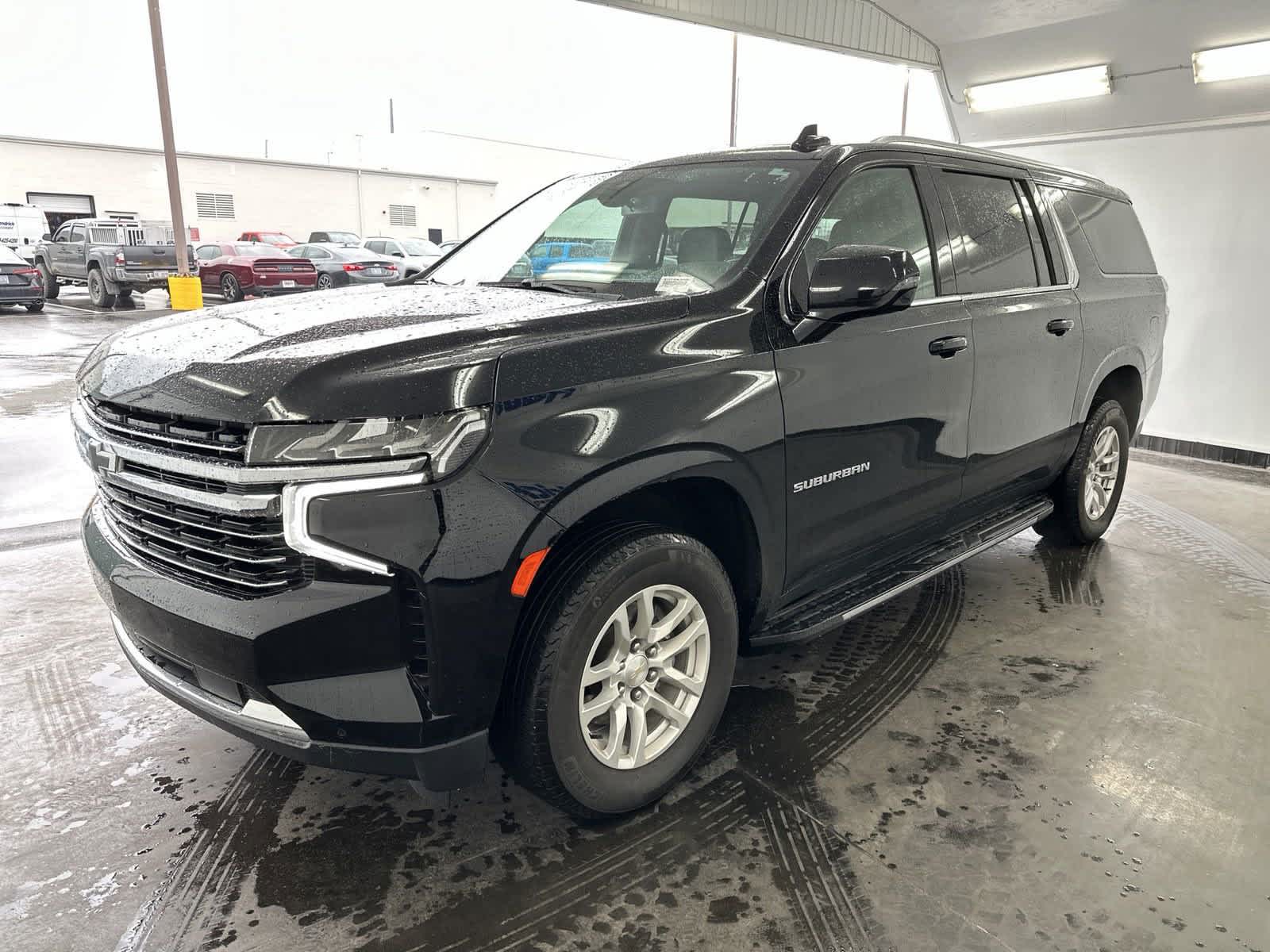 2021 Chevrolet Suburban LT 4