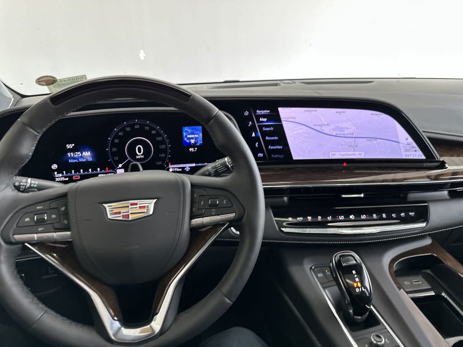 2023 Cadillac Escalade 4WD Premium Luxury Platinum 28