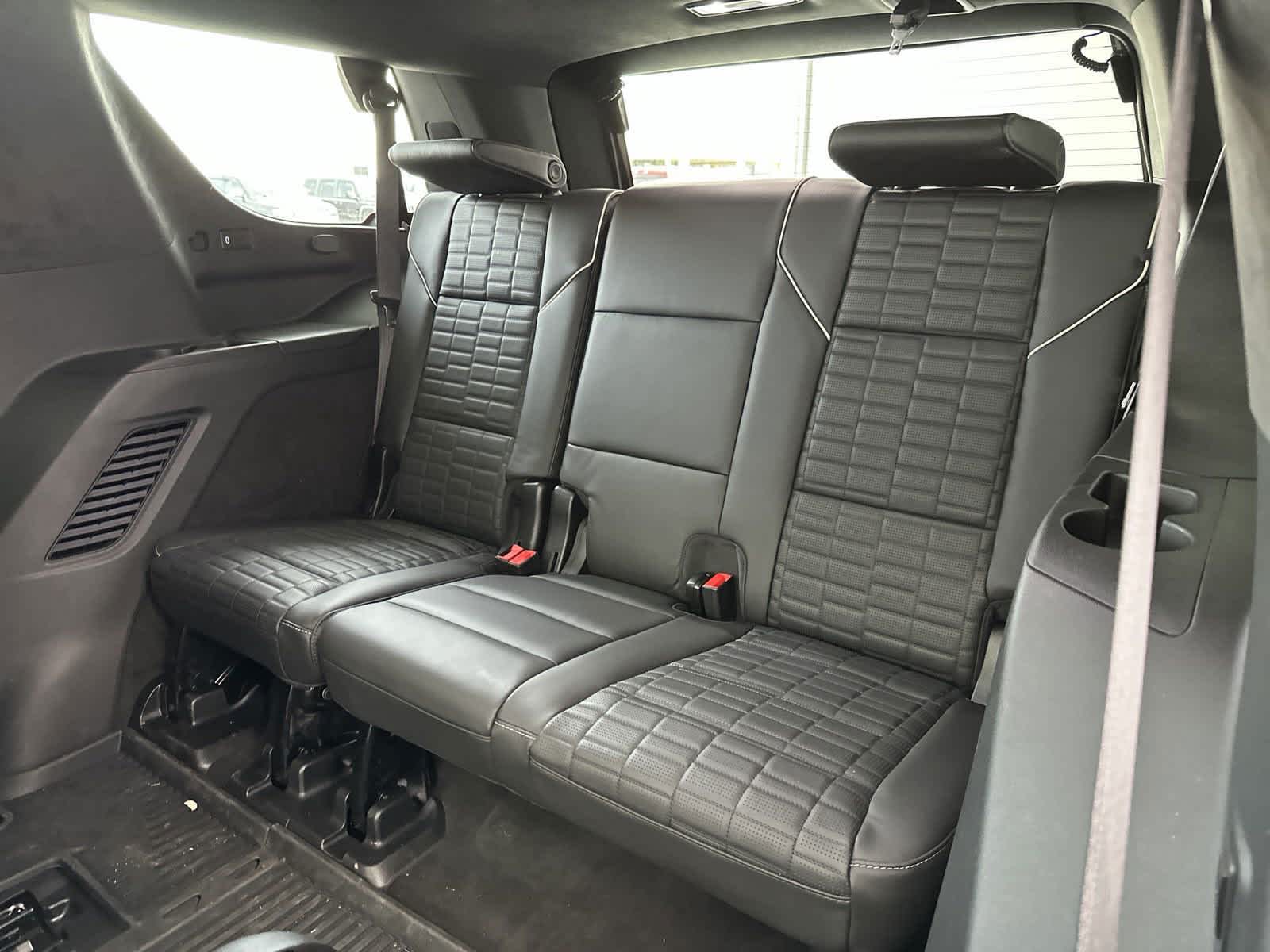 2023 Cadillac Escalade 4WD Premium Luxury Platinum 31