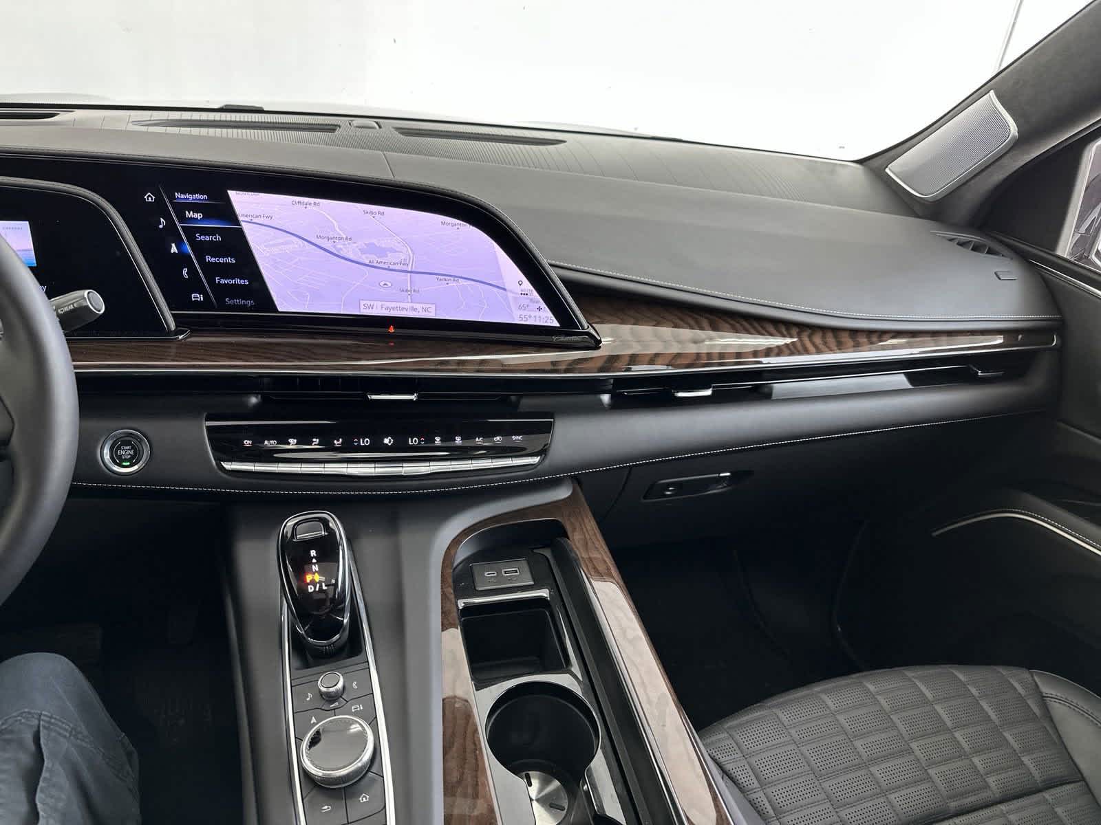 2023 Cadillac Escalade 4WD Premium Luxury Platinum 29