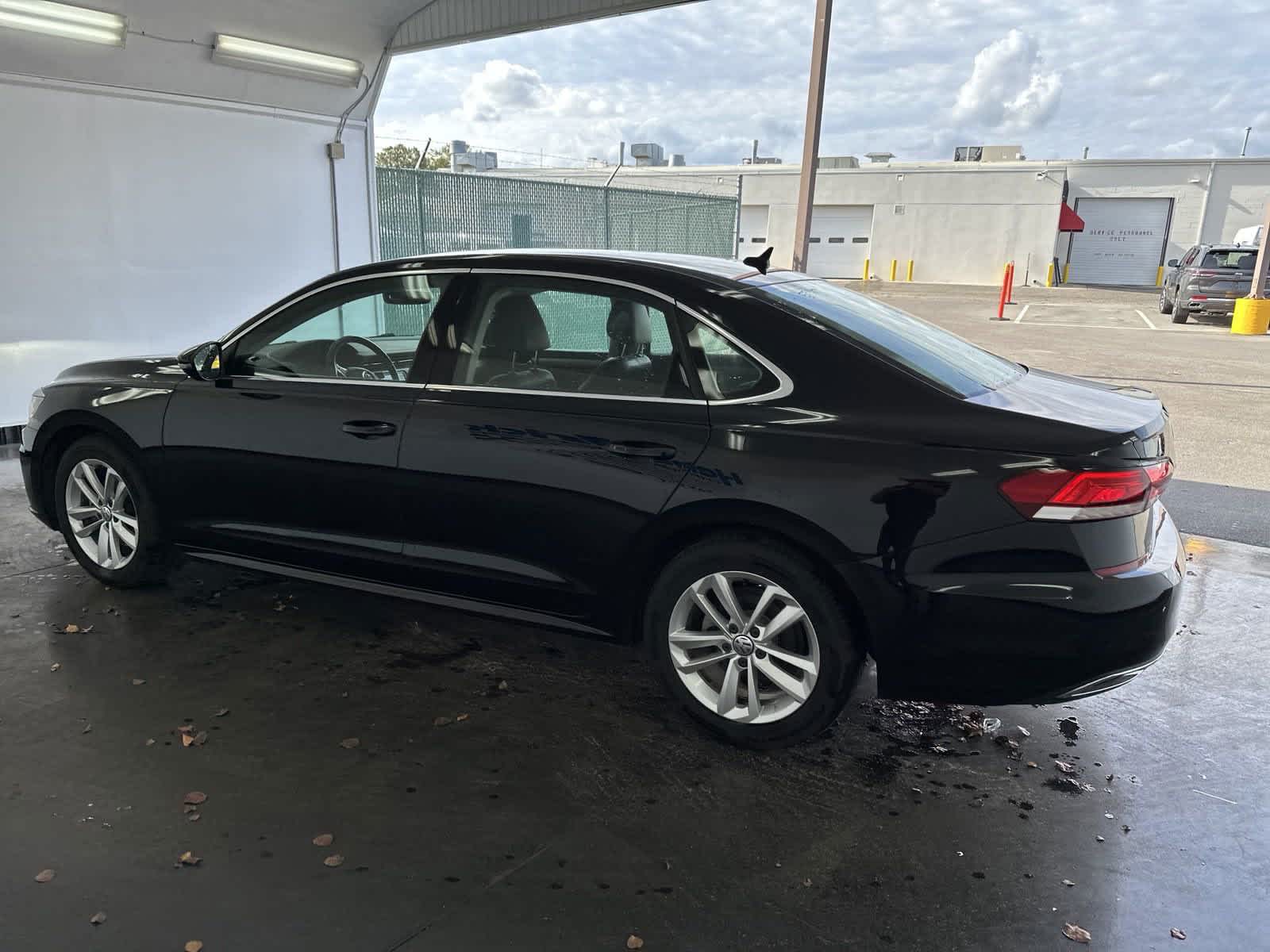 2020 Volkswagen Passat 2.0T SE 6