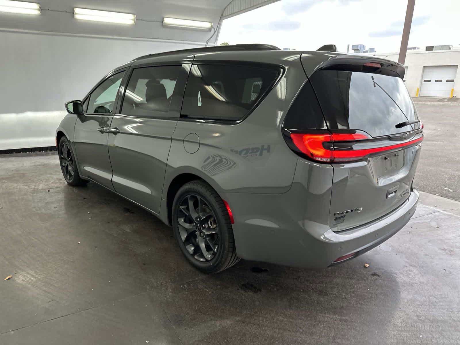 2021 Chrysler Pacifica Touring L 7