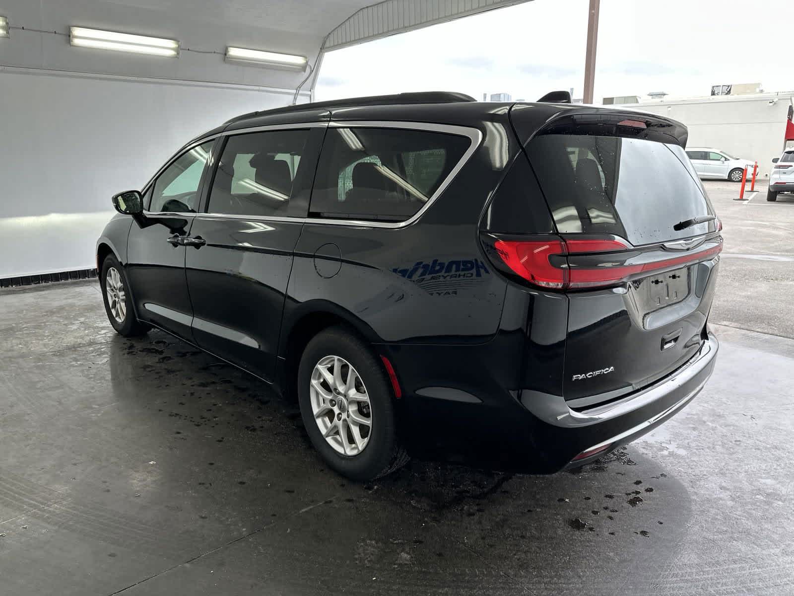 2022 Chrysler Pacifica Touring L 7