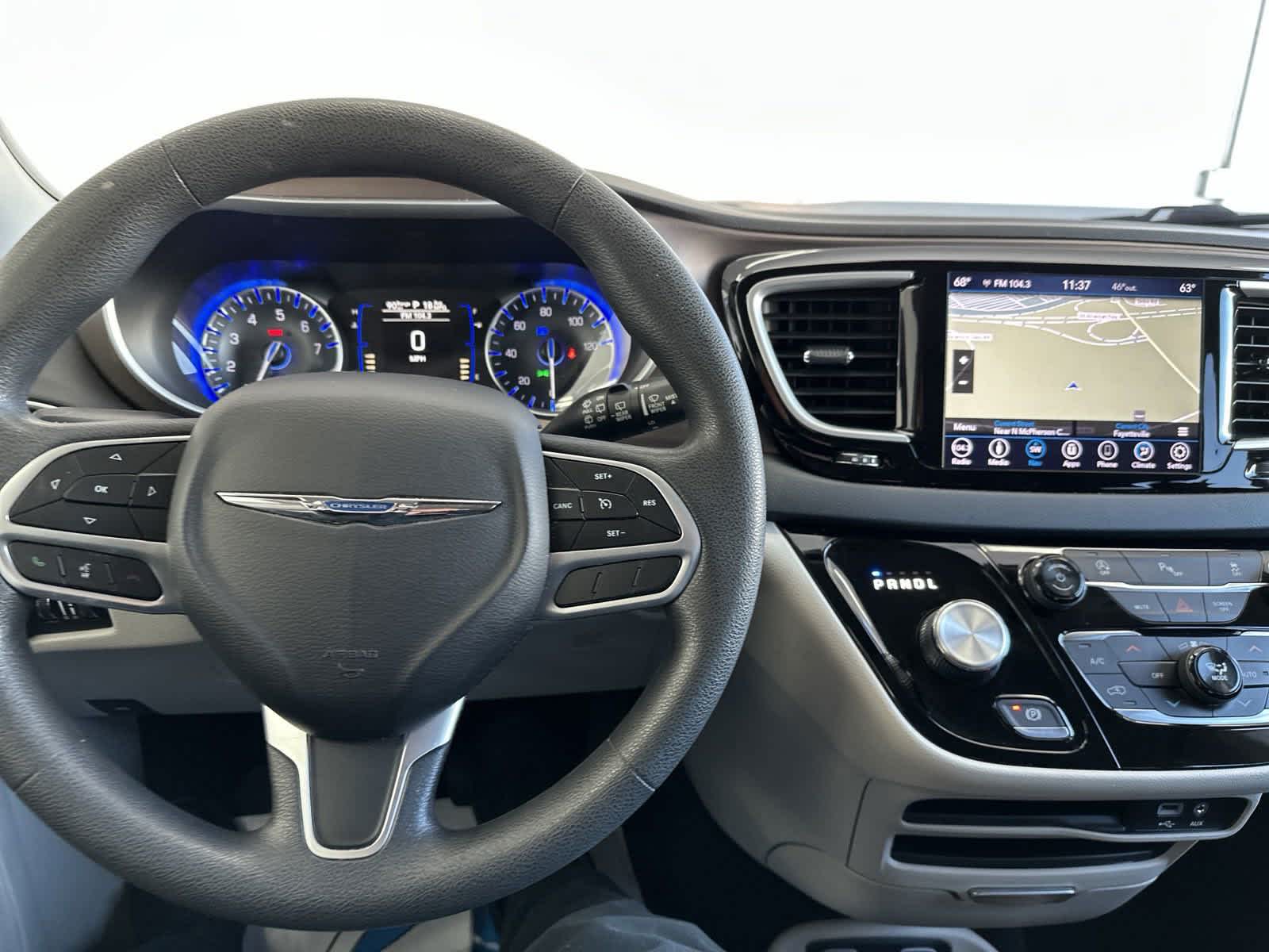 2018 Chrysler Pacifica Touring Plus 27