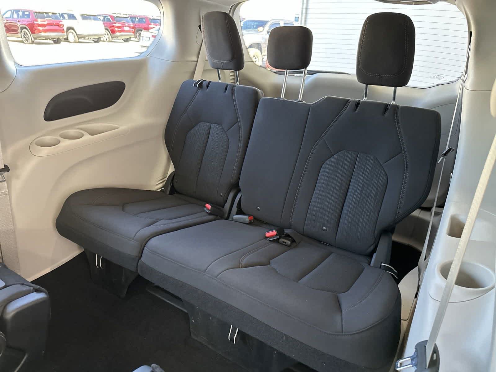 2018 Chrysler Pacifica Touring Plus 30