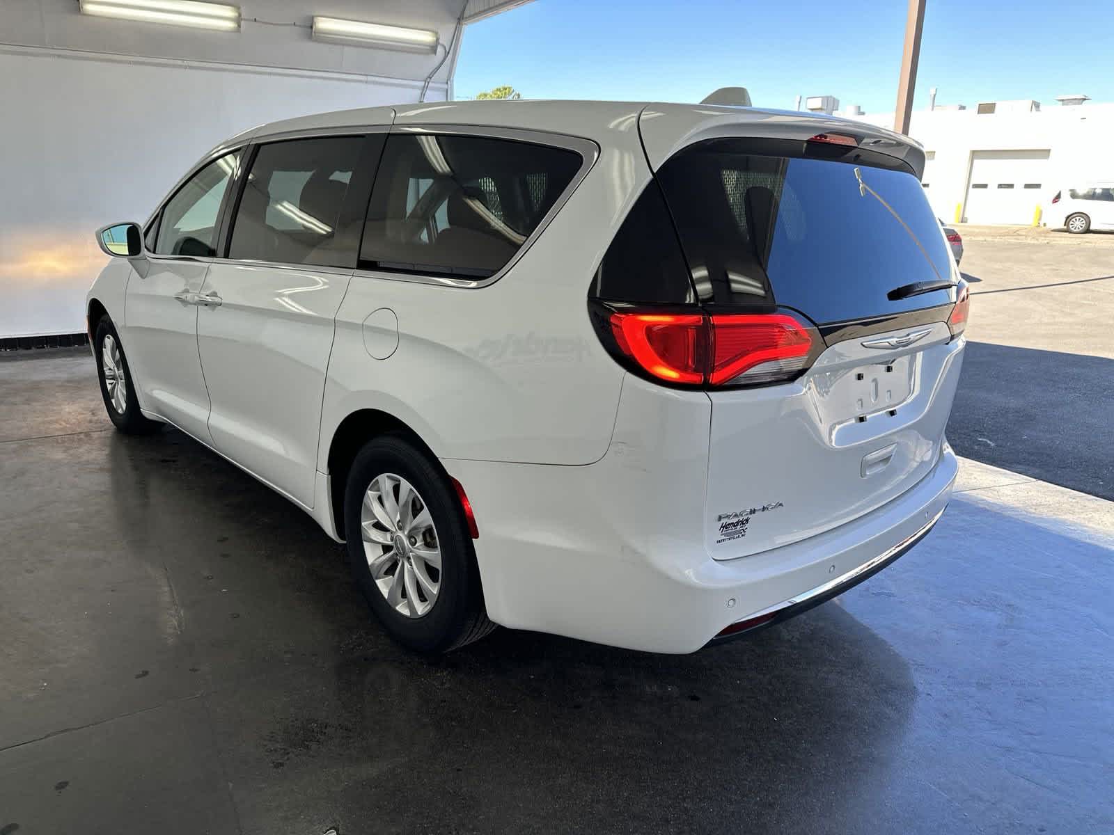 2018 Chrysler Pacifica Touring Plus 7