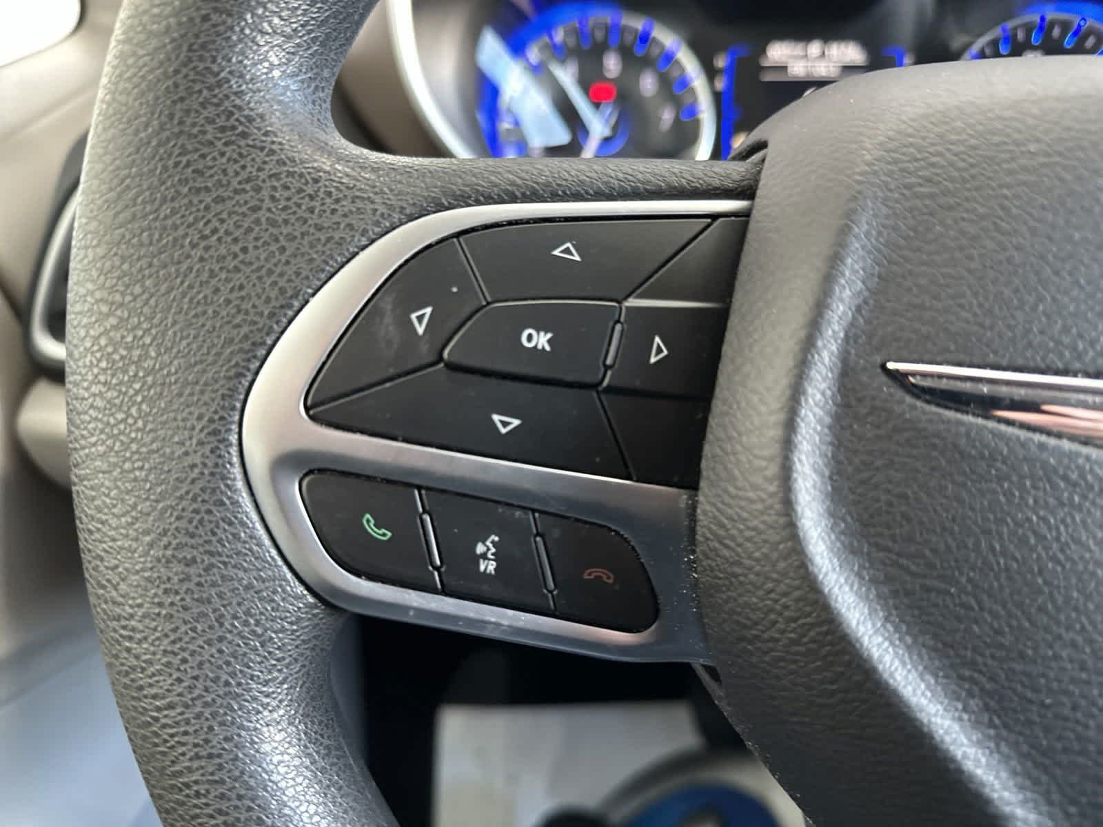 2018 Chrysler Pacifica Touring Plus 18