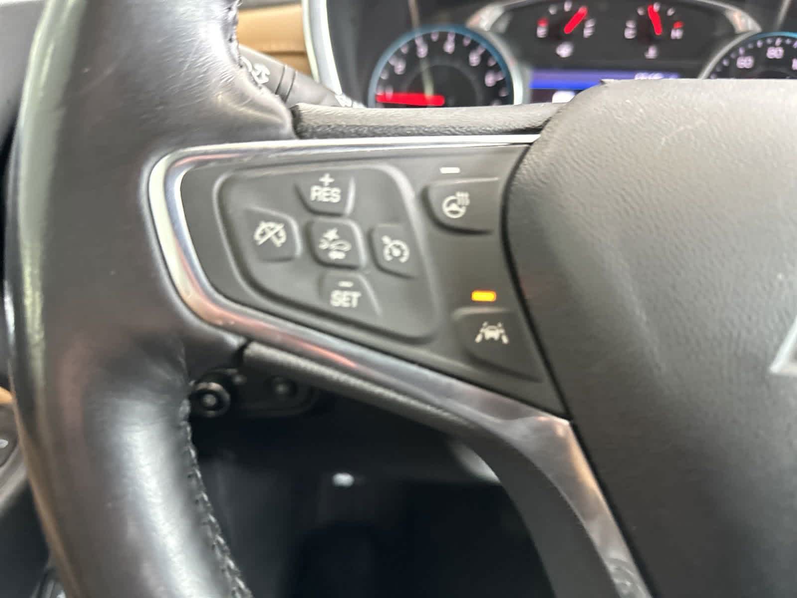 2020 Chevrolet Equinox Premier 17