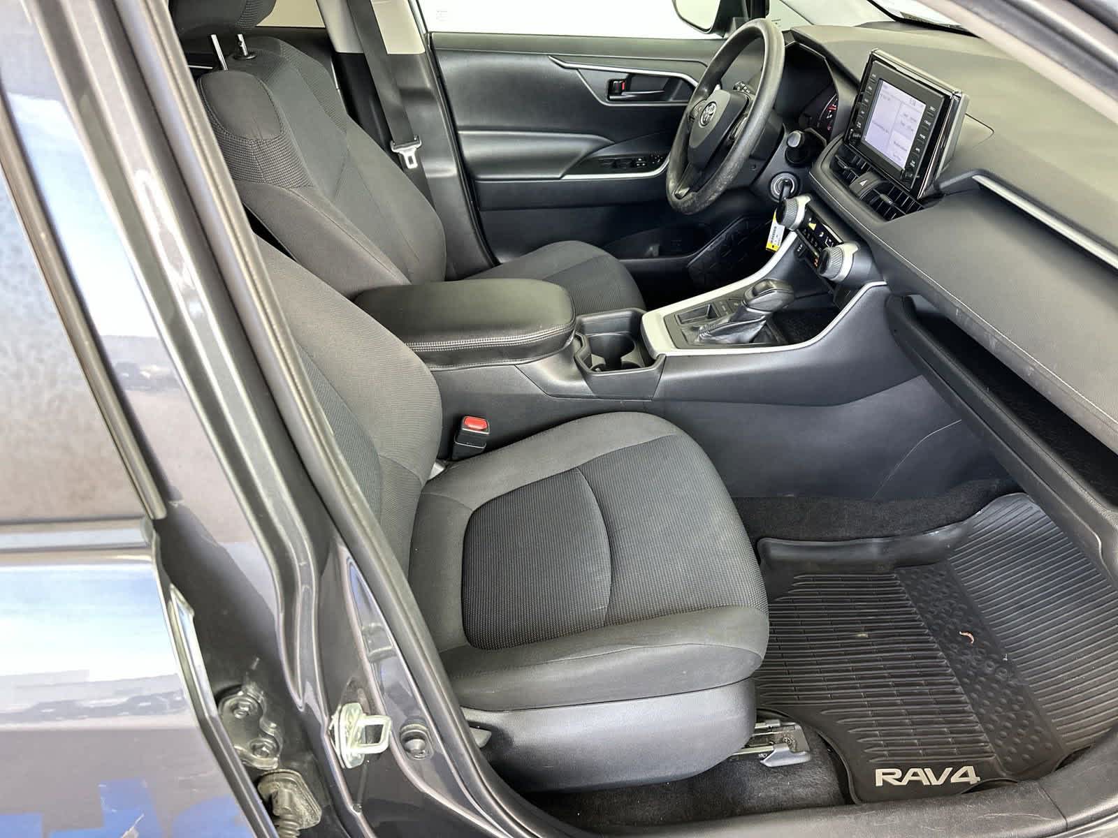 2019 Toyota RAV4 LE 30