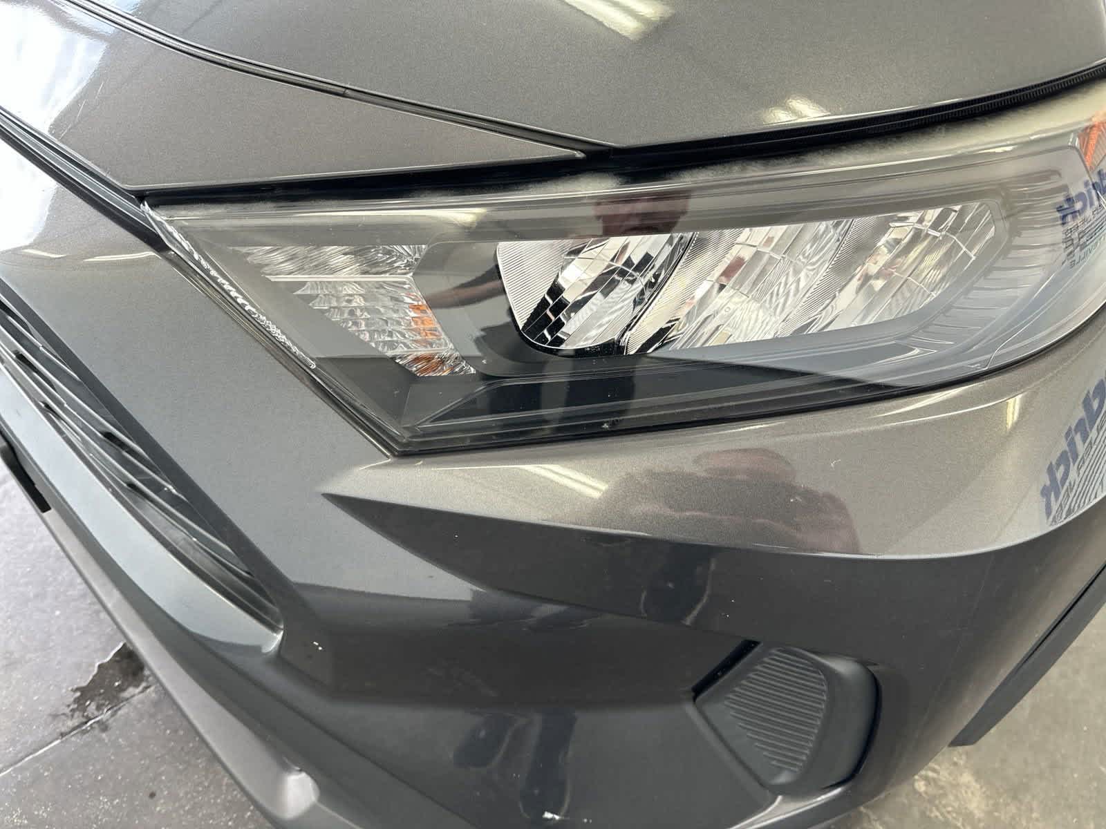 2019 Toyota RAV4 LE 5