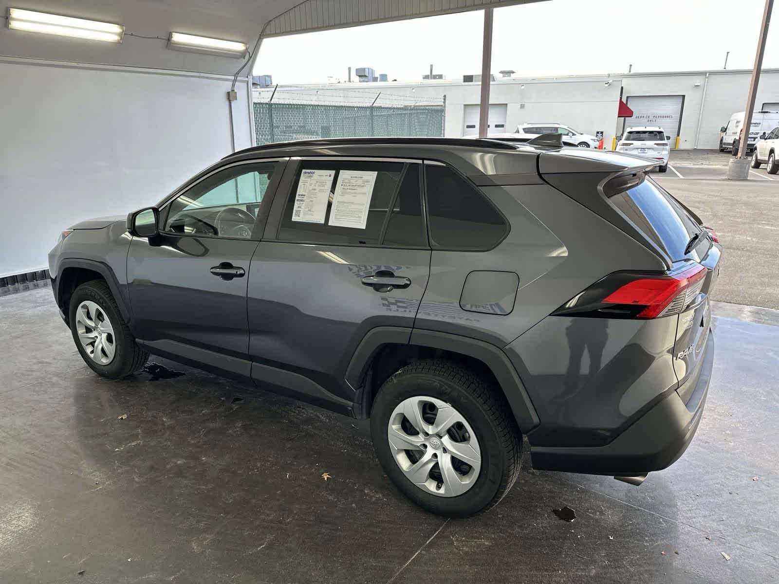 2019 Toyota RAV4 LE 6