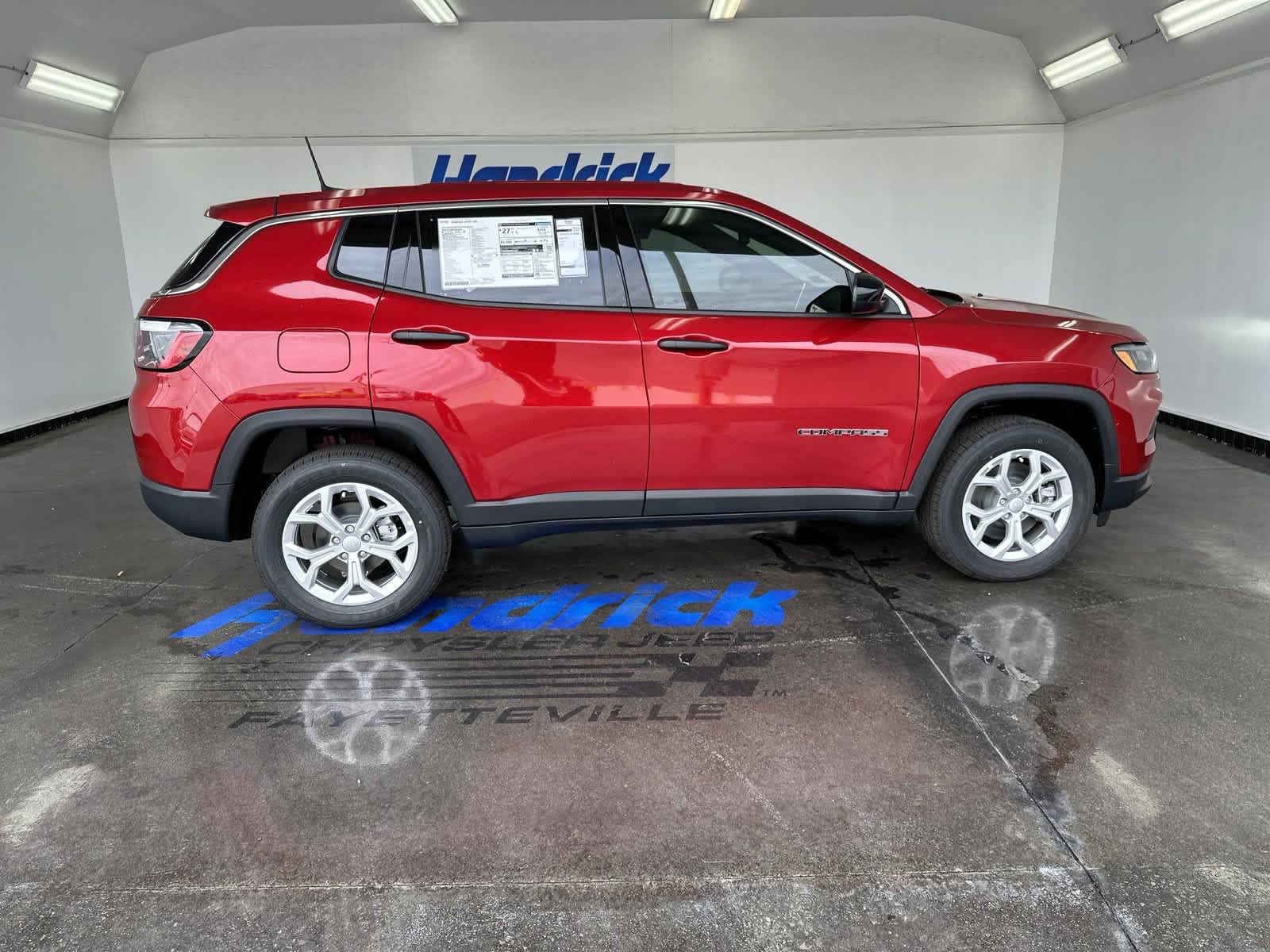 2024 Jeep Compass Sport 9