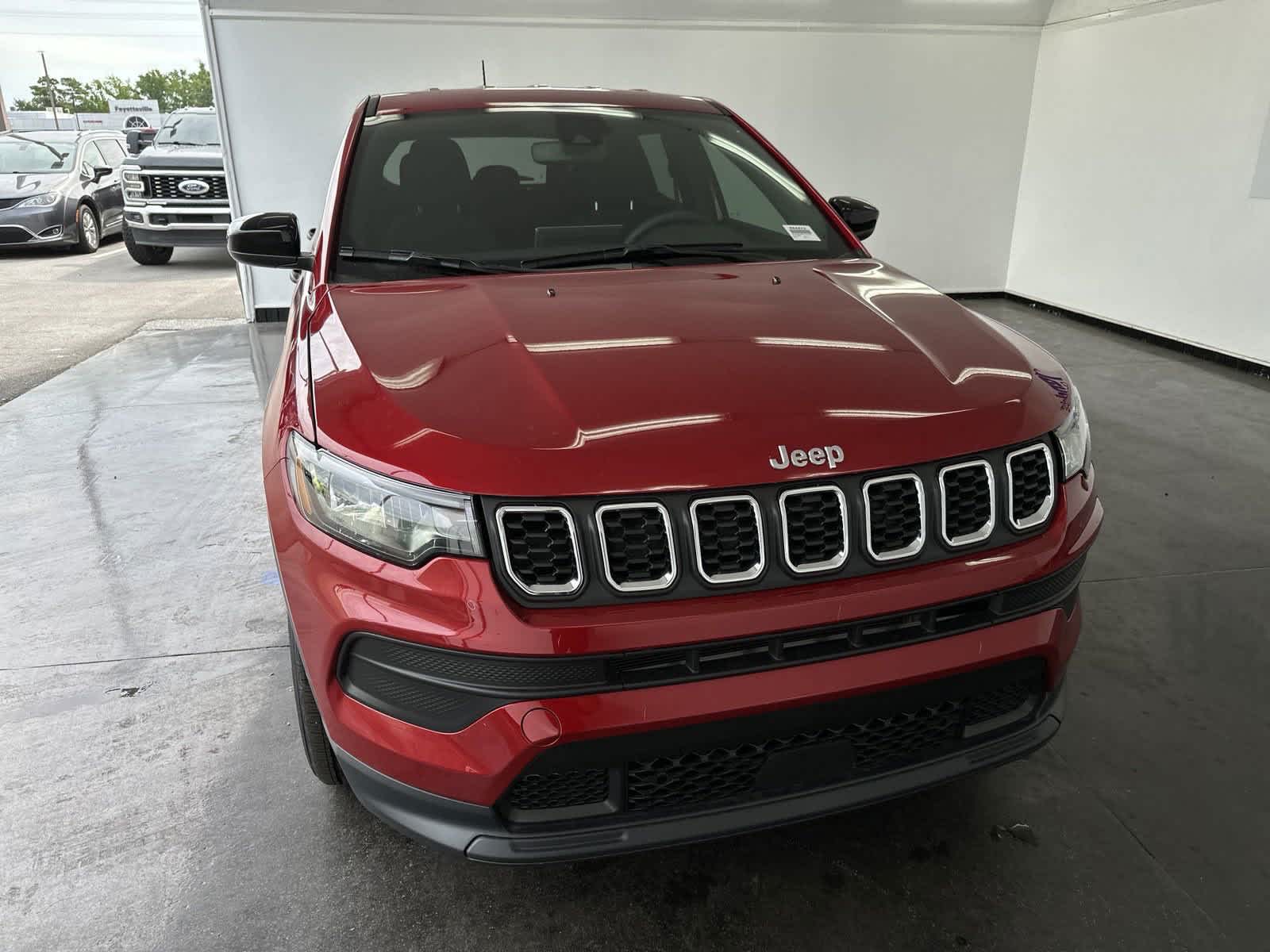 2024 Jeep Compass Sport 3