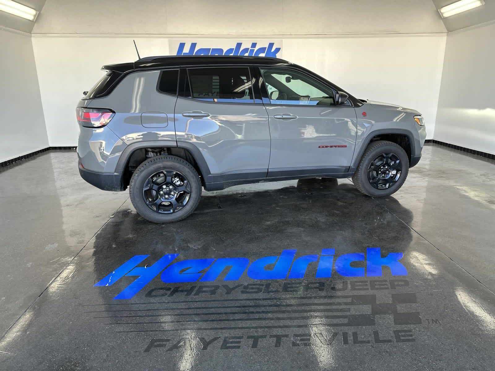 2023 Jeep Compass Trailhawk 9