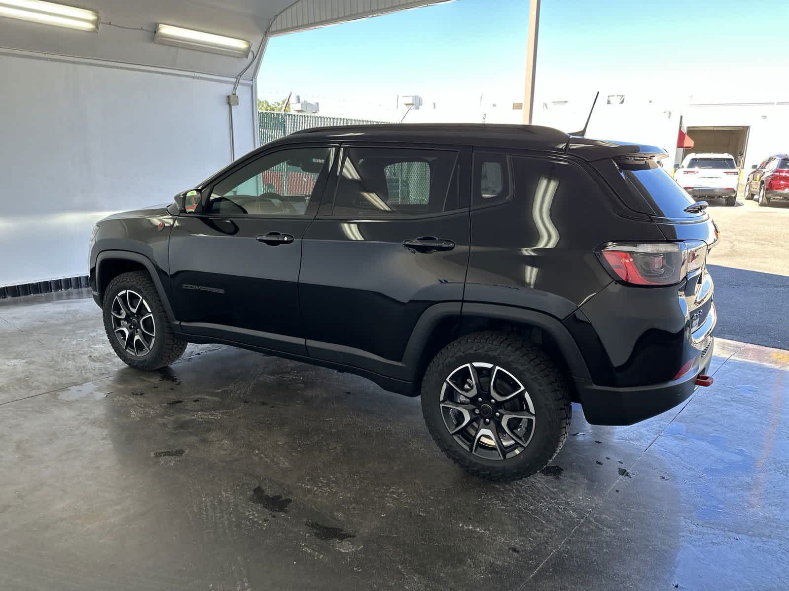 2025 Jeep Compass Trailhawk 5