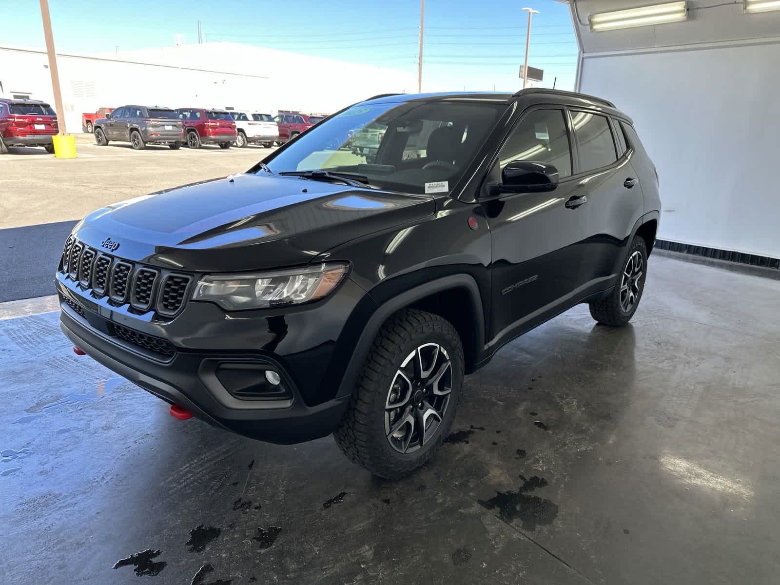 2025 Jeep Compass Trailhawk 4