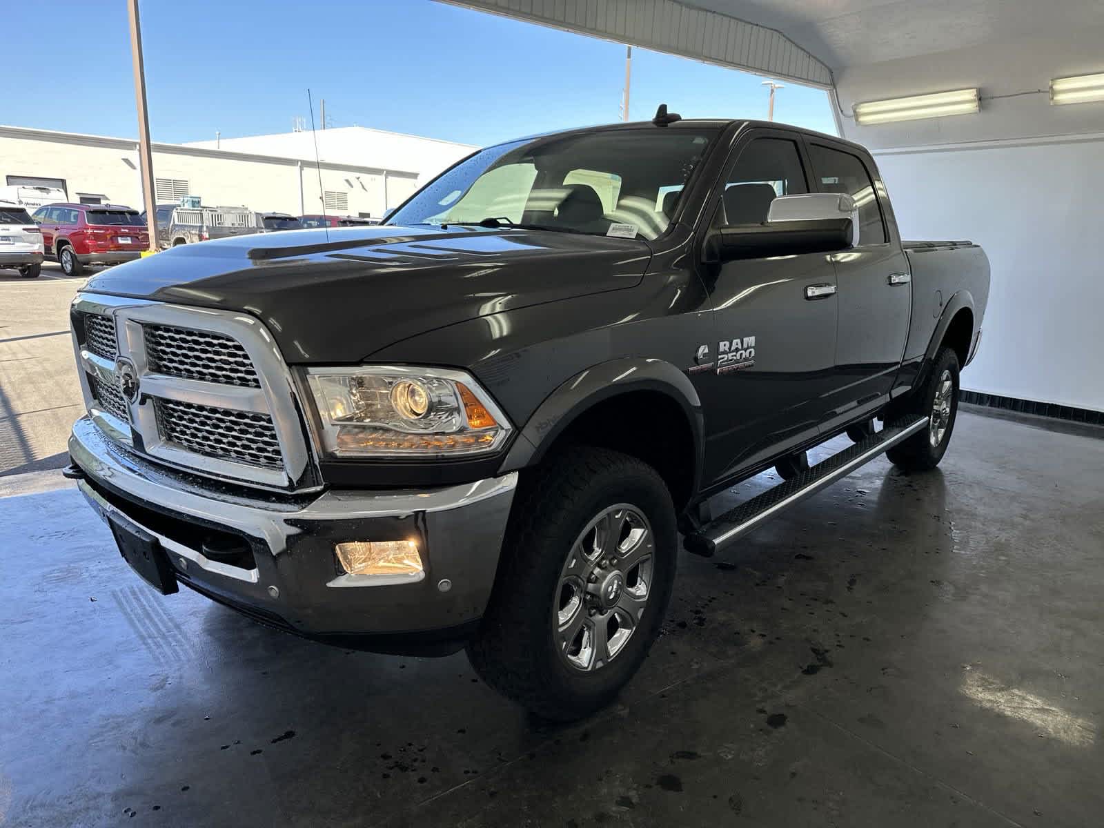 2018 Ram 2500 Laramie 4x4 Crew Cab 64 Box 4