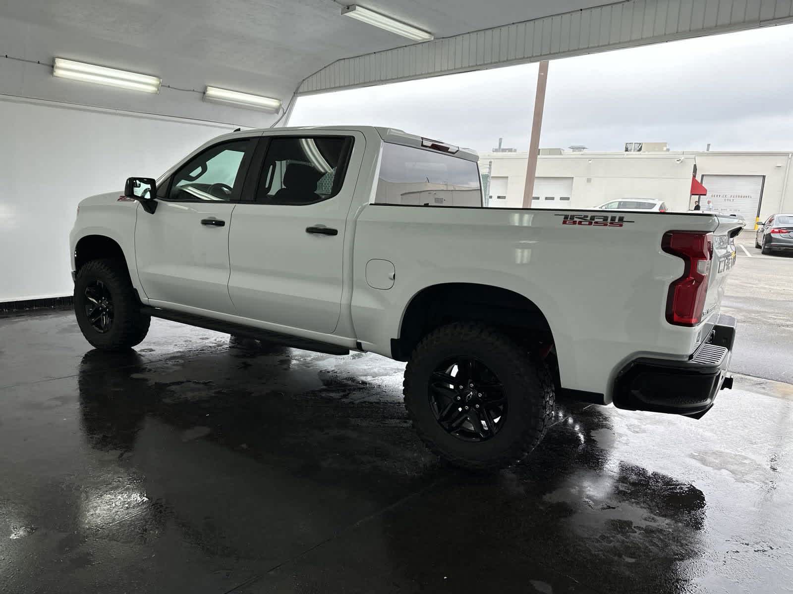 2023 Chevrolet Silverado 1500 LT Trail Boss 4WD Crew Cab 147 6