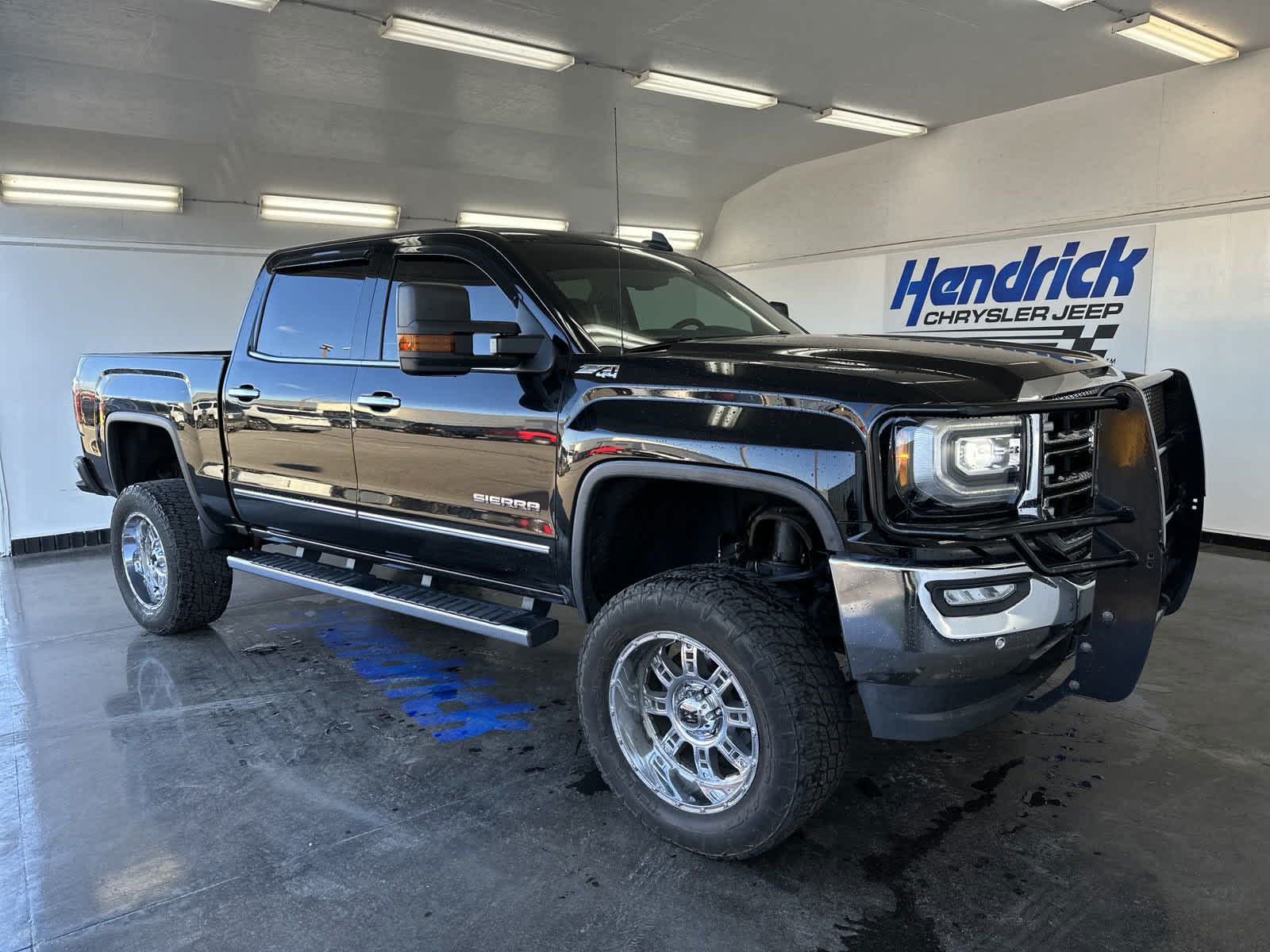 2018 GMC Sierra 1500 SLT 4WD Crew Cab 143.5 2