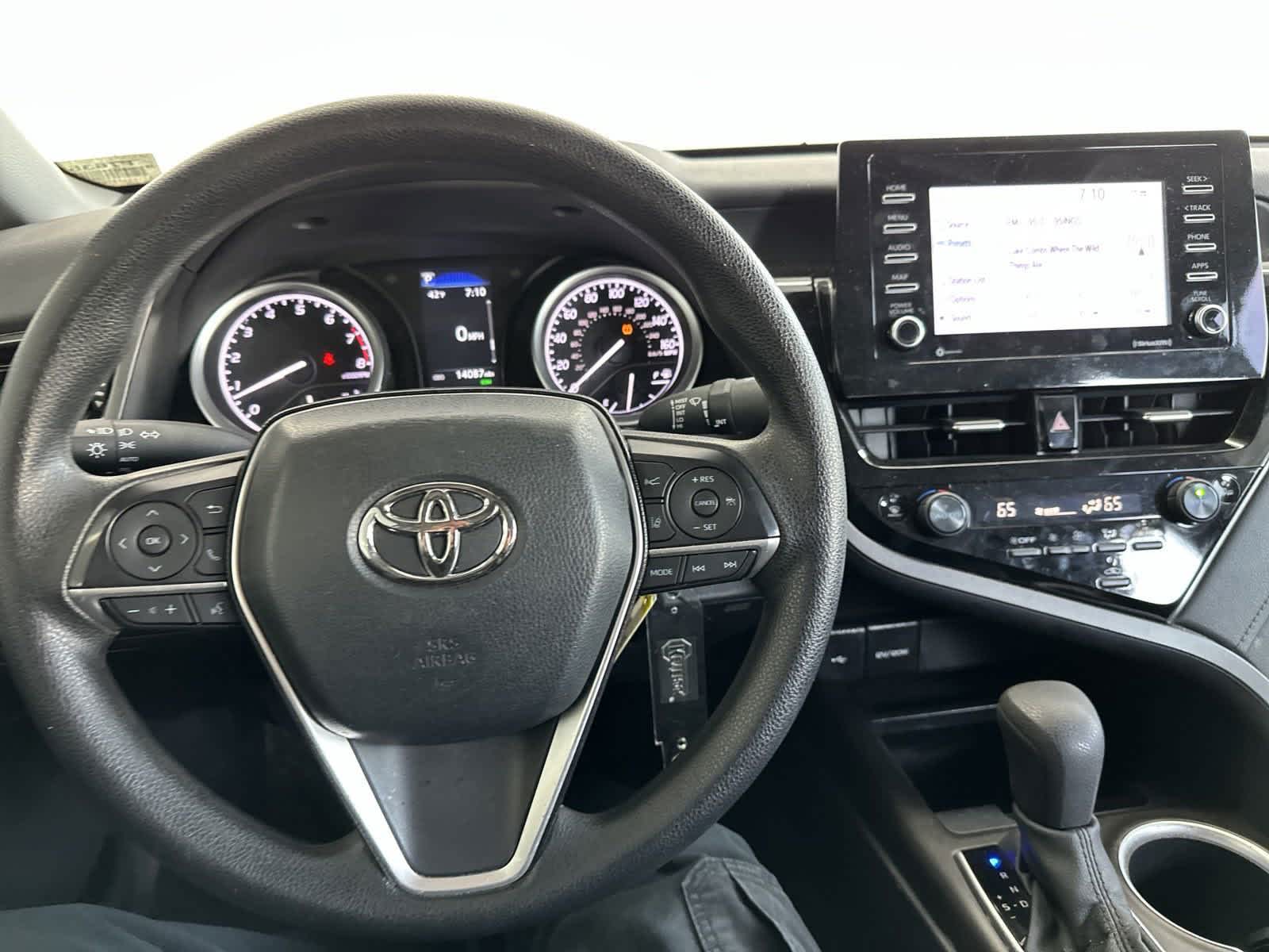 2022 Toyota Camry LE 25