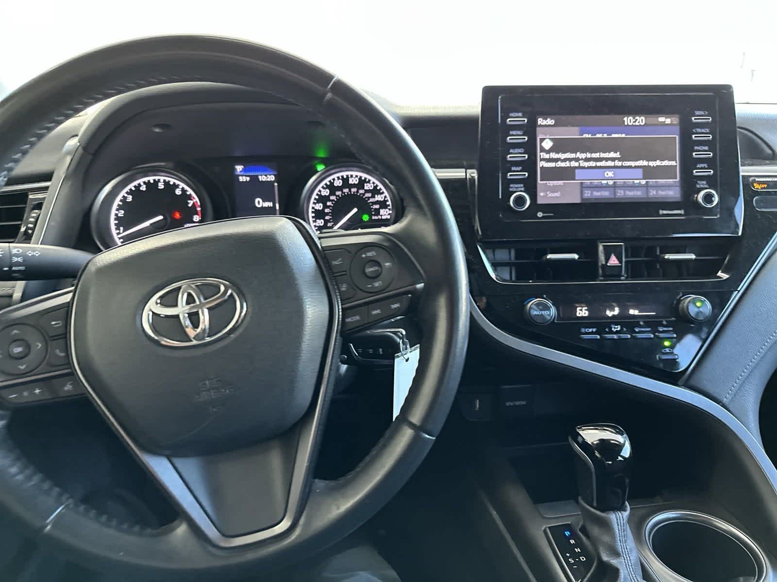 2021 Toyota Camry SE 26