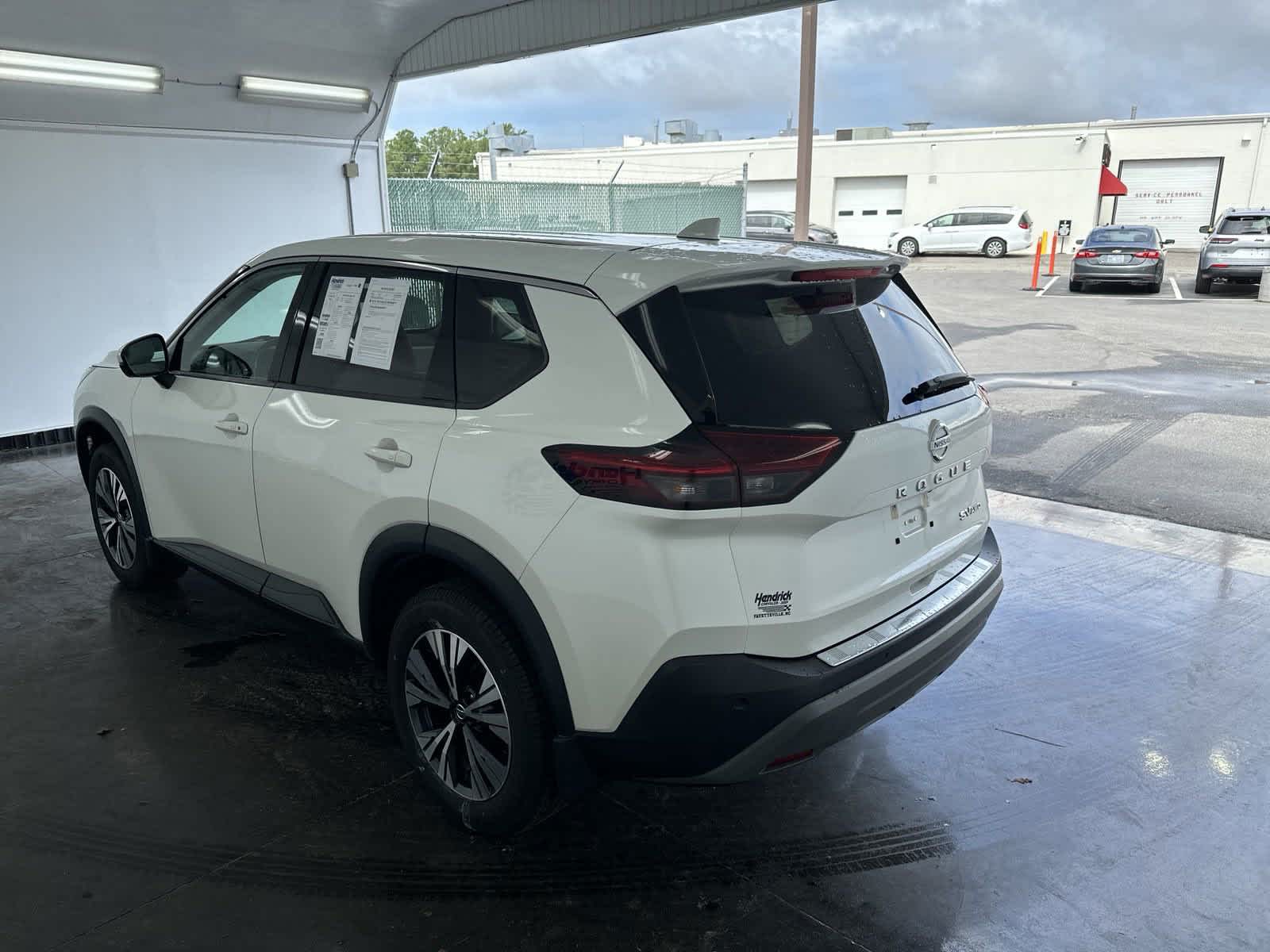 2021 Nissan Rogue SV 7