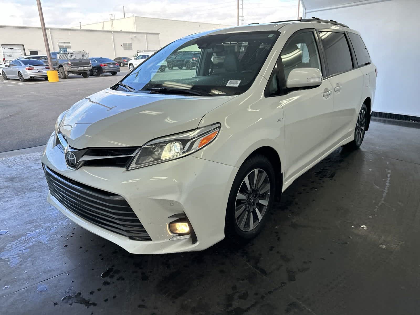 2020 Toyota Sienna Limited Premium 4