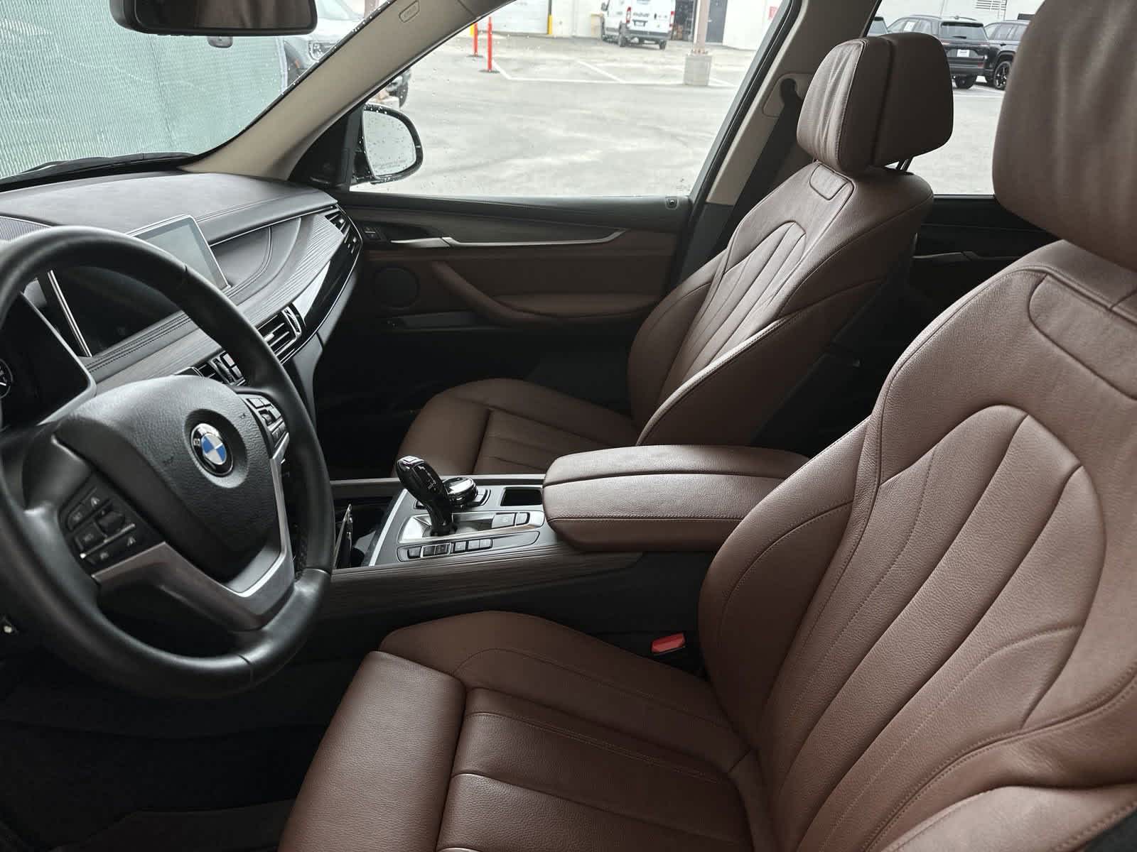 2016 BMW X5 xDrive50i 15