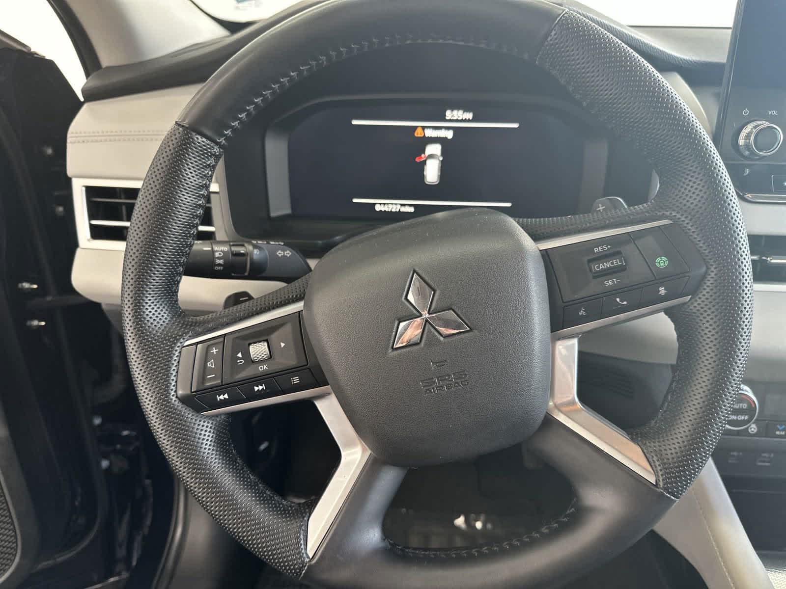 2023 Mitsubishi Outlander SEL 17