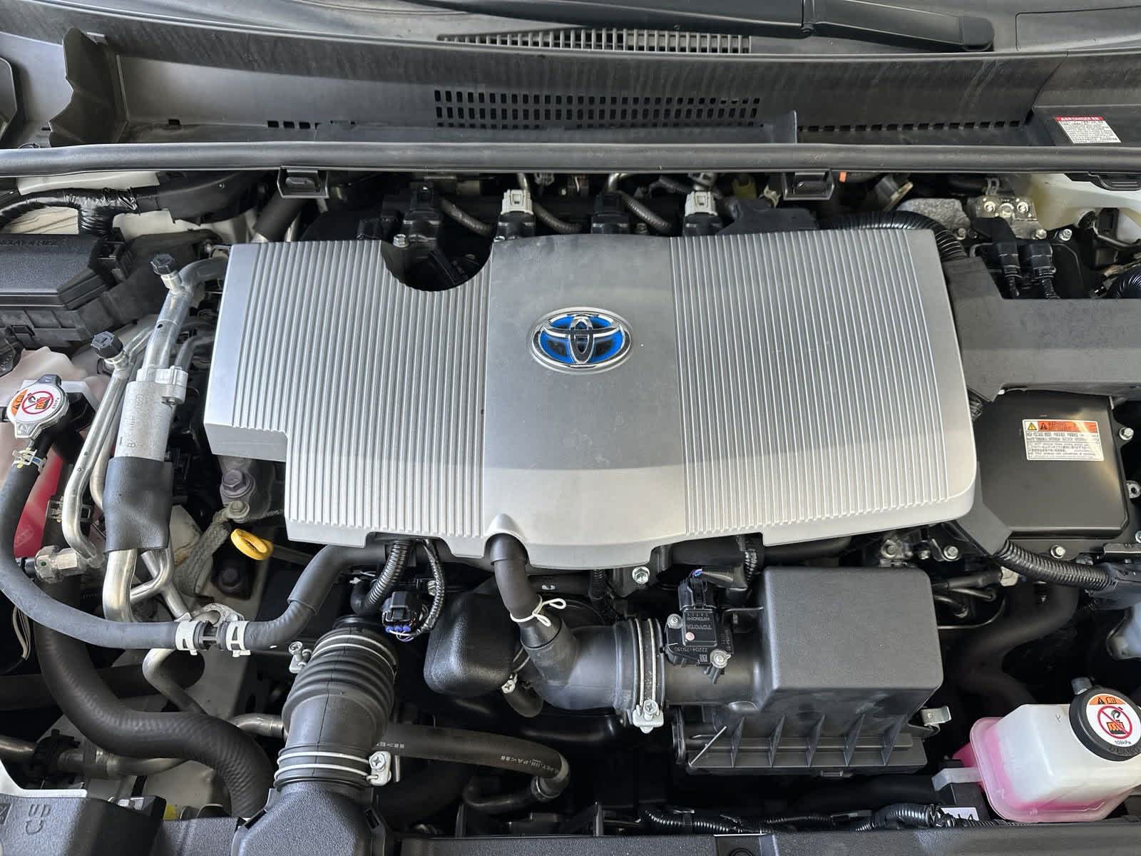 2021 Toyota Prius Prime XLE 31