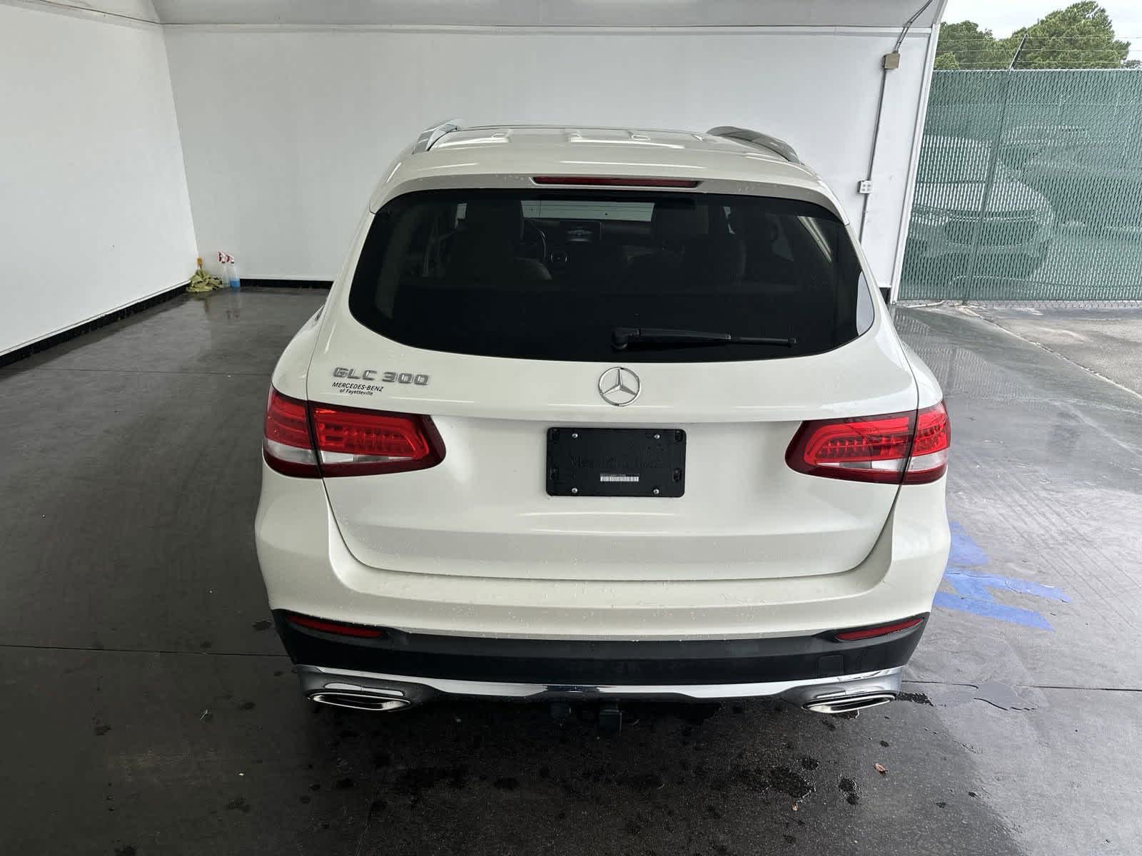 2017 Mercedes-Benz GLC GLC 300 8