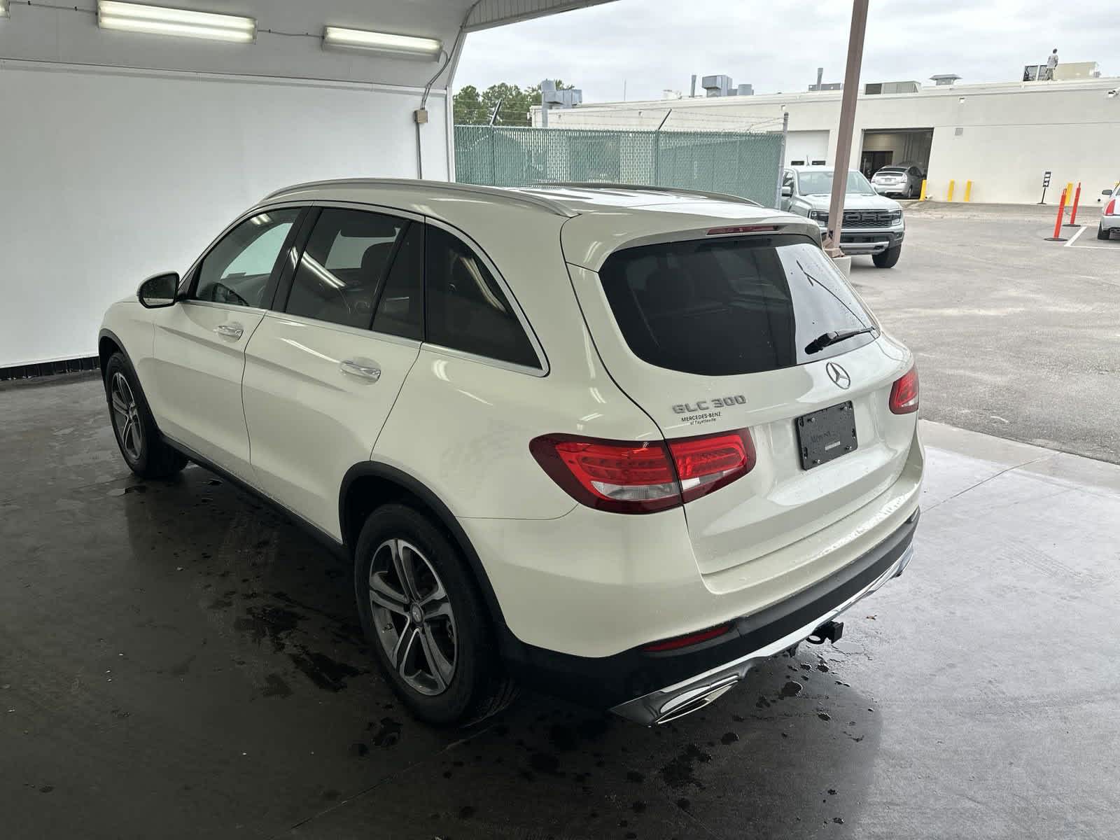 2017 Mercedes-Benz GLC GLC 300 7