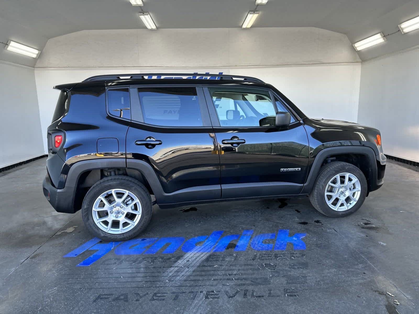 2023 Jeep Renegade Latitude 10