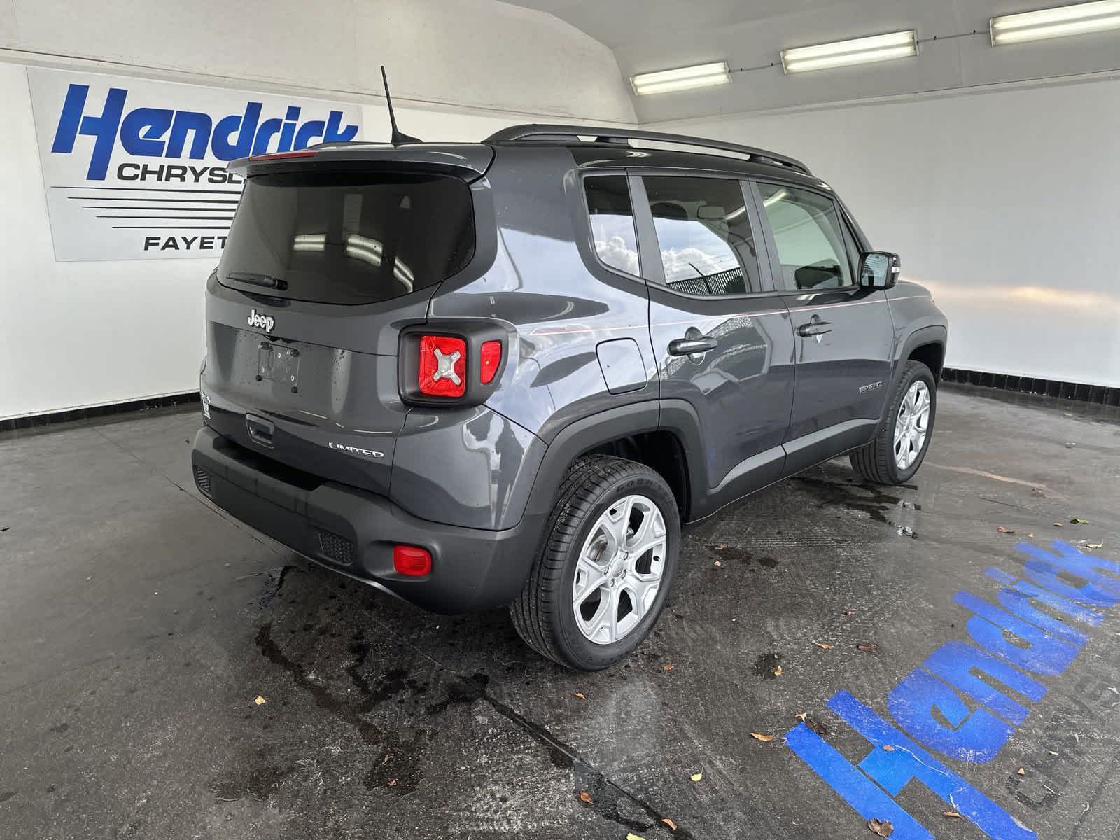 2023 Jeep Renegade Limited 9