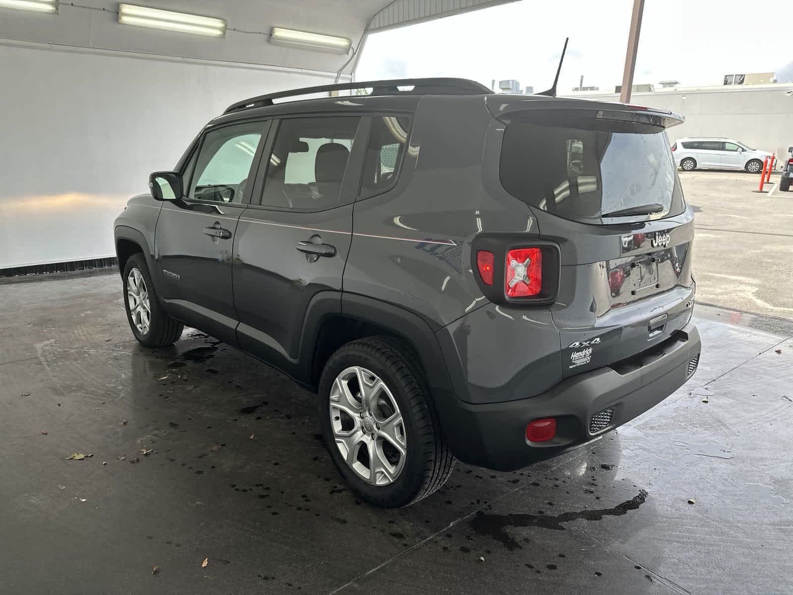 2023 Jeep Renegade Limited 7