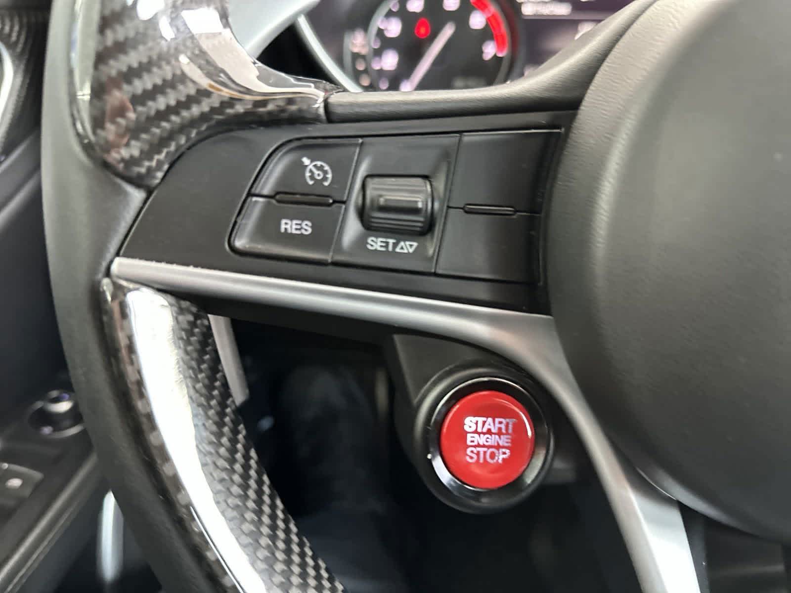 2019 Alfa Romeo Giulia Ti Sport Carbon 17
