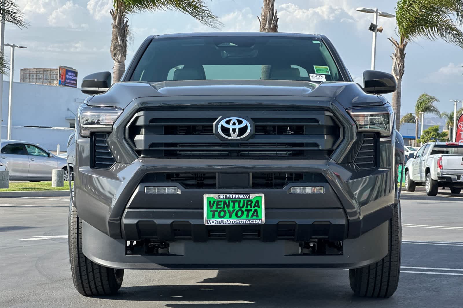 2025 Toyota Tacoma SR5 Double Cab photo 9