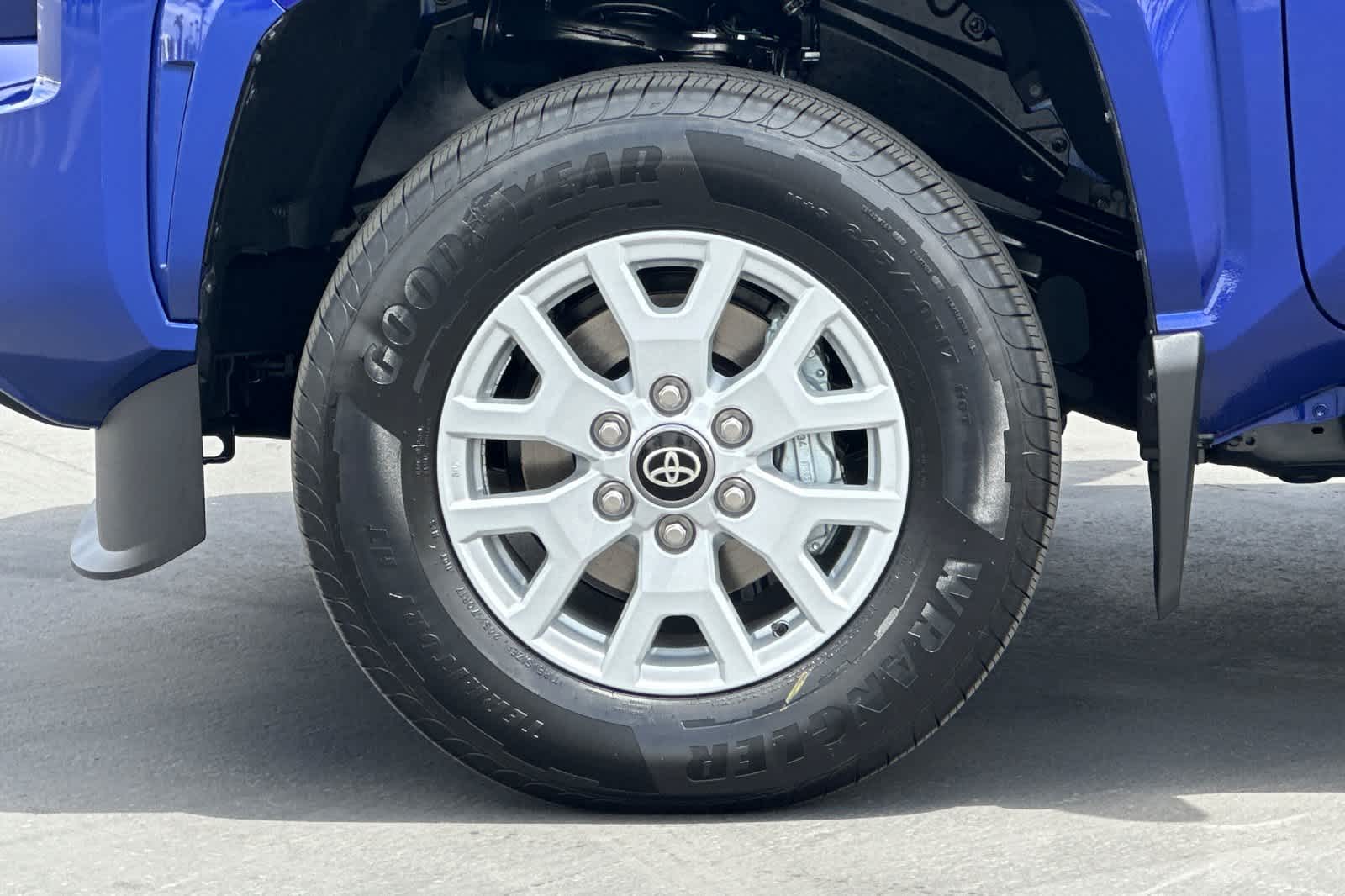 2025 Toyota Tacoma SR5 Double Cab photo 20