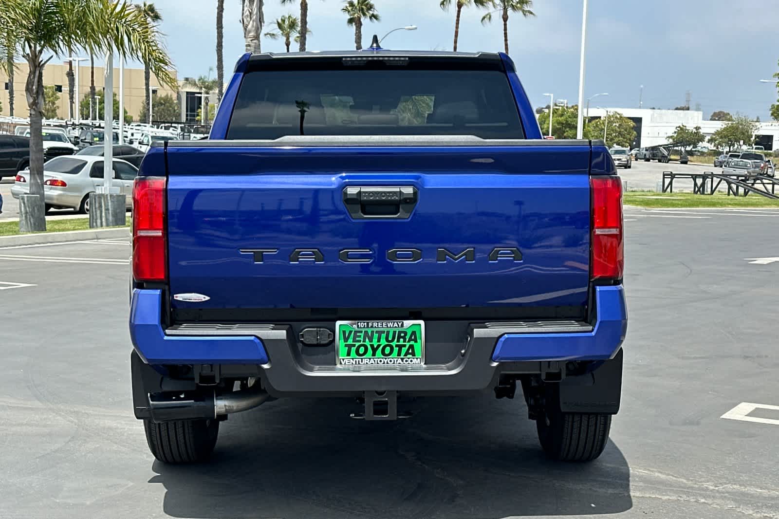2025 Toyota Tacoma SR5 Double Cab photo 5