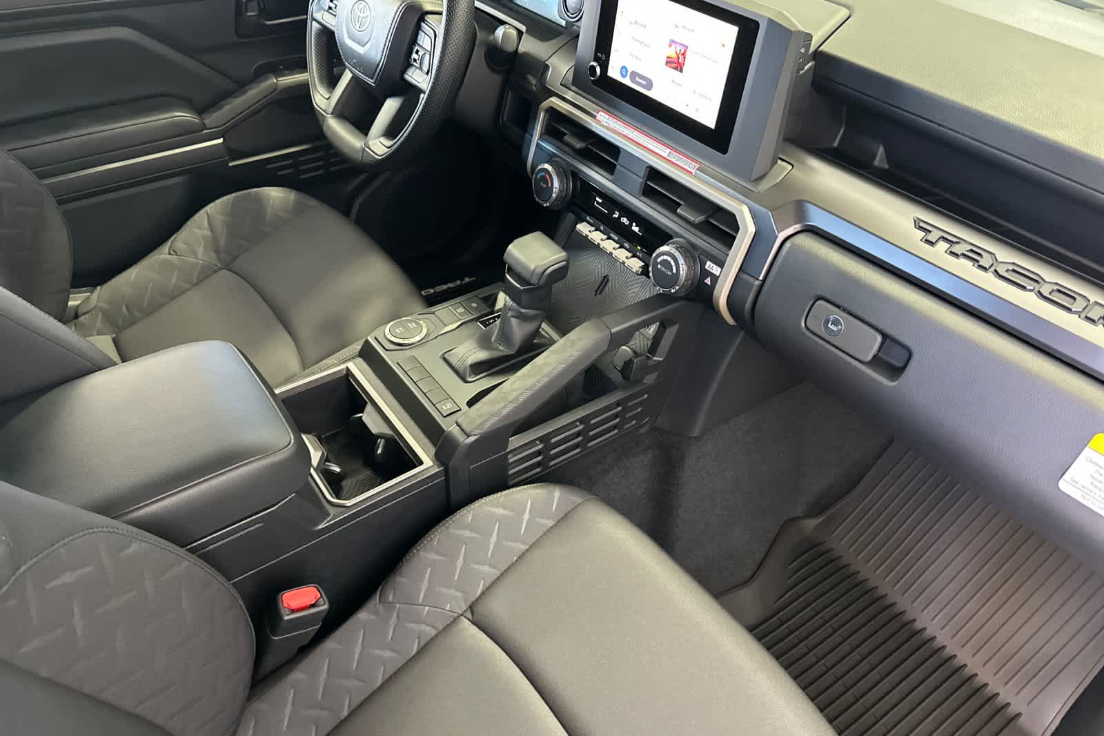 2025 Toyota Tacoma SR5 Double Cab photo 12