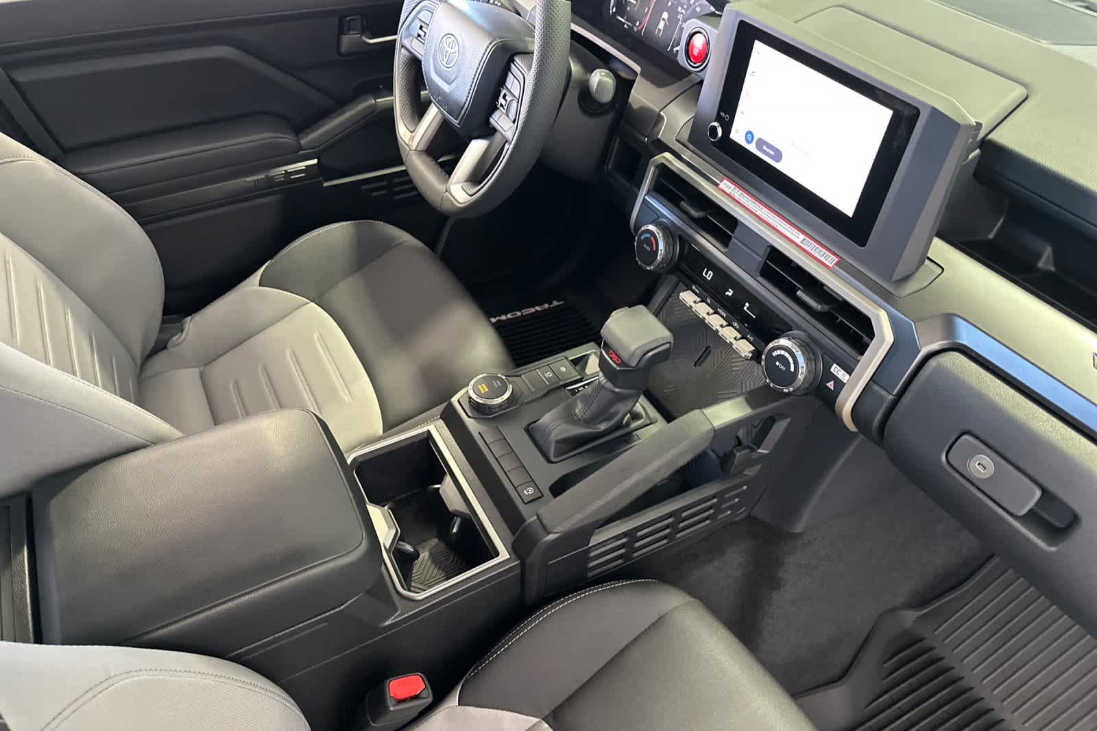 2025 Toyota Tacoma TRD Sport Double Cab photo 15