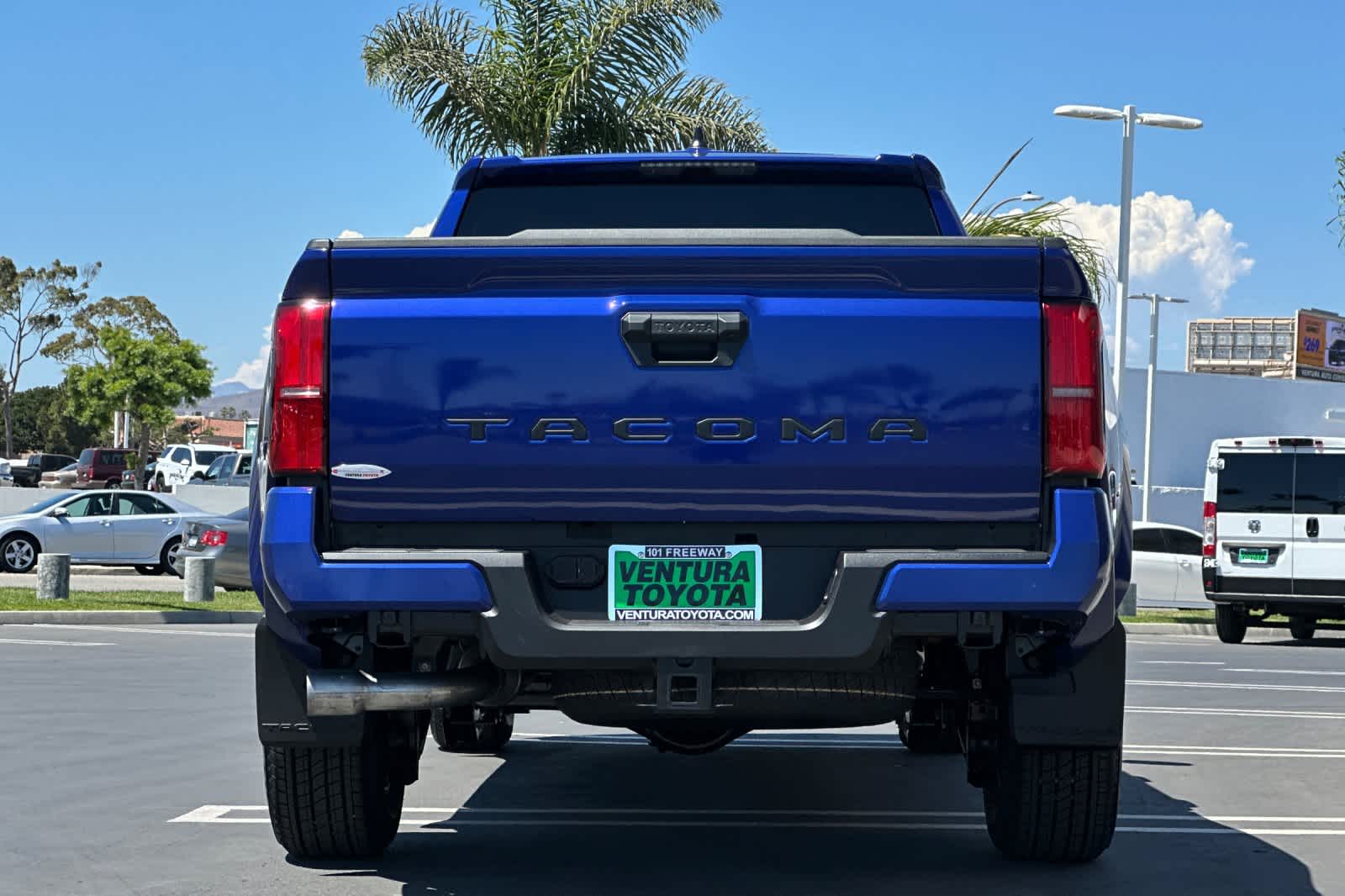 2025 Toyota Tacoma TRD Sport Double Cab photo 5