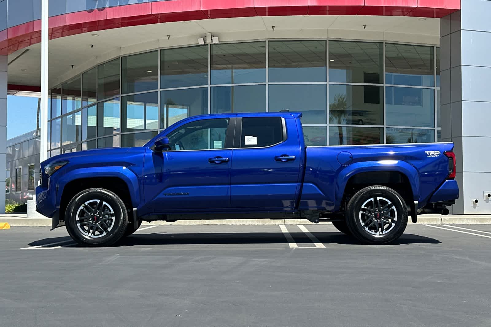 2025 Toyota Tacoma TRD Sport Double Cab photo 7